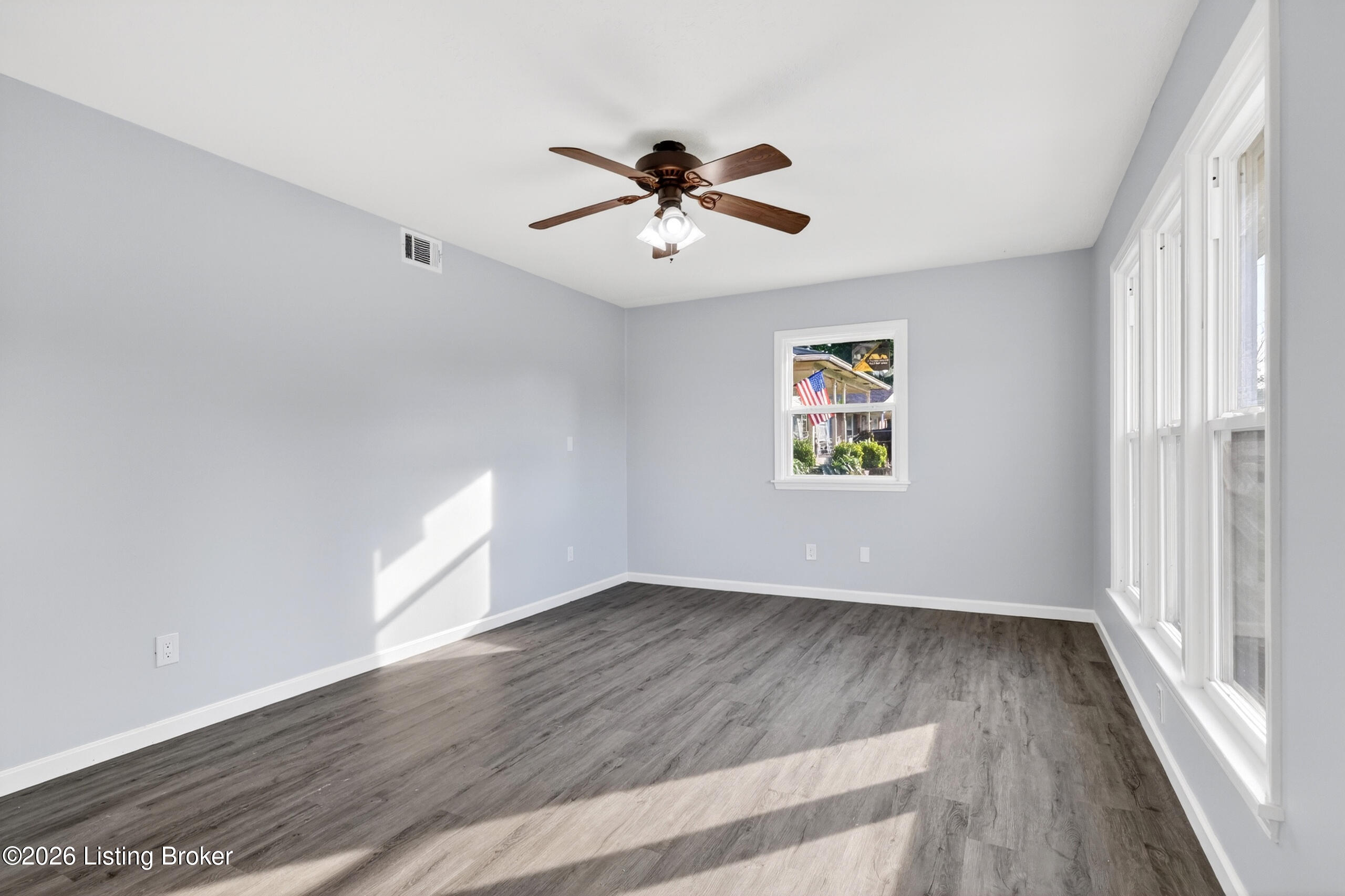 112 Daryl Ct