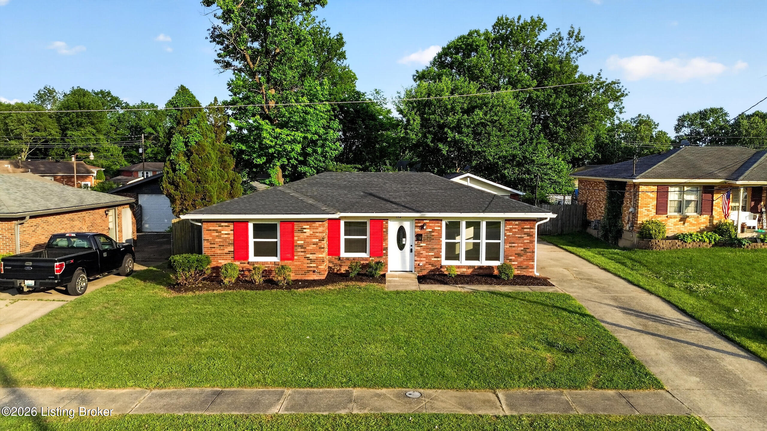 112 Daryl Ct