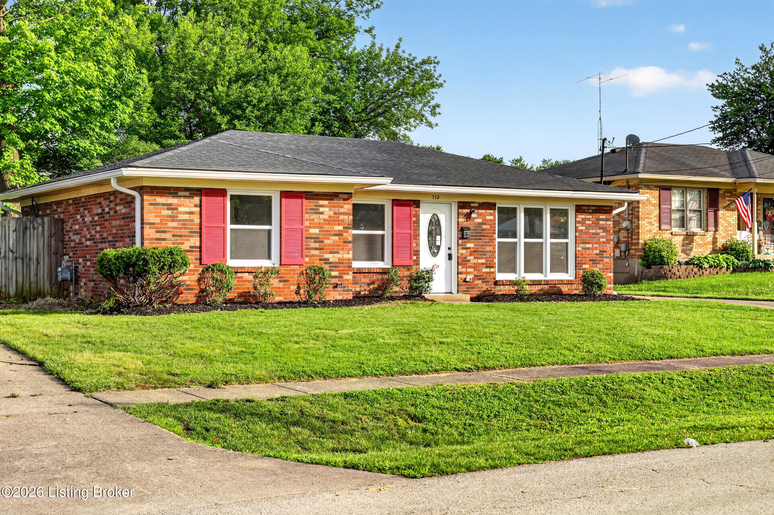 112 Daryl Ct