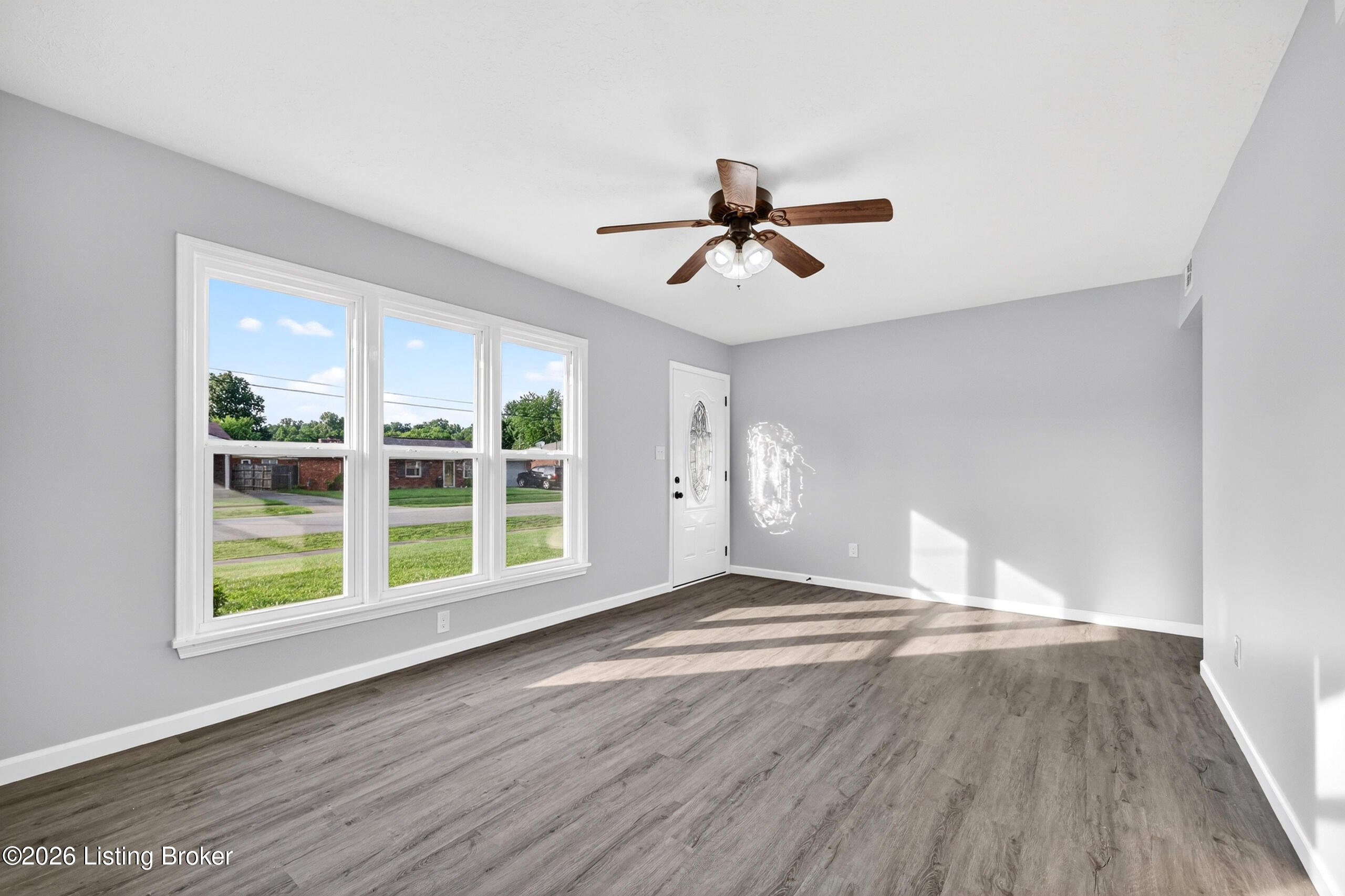 112 Daryl Ct