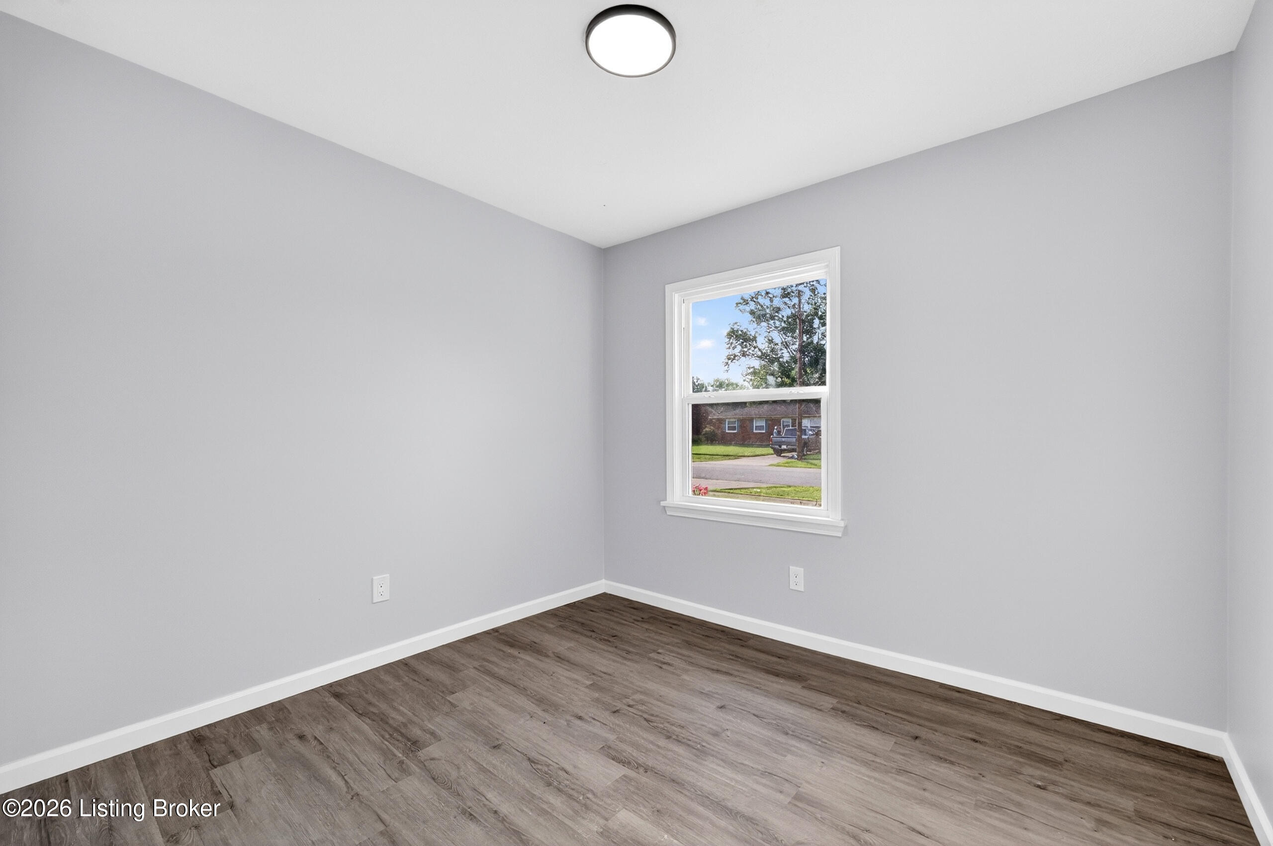 112 Daryl Ct