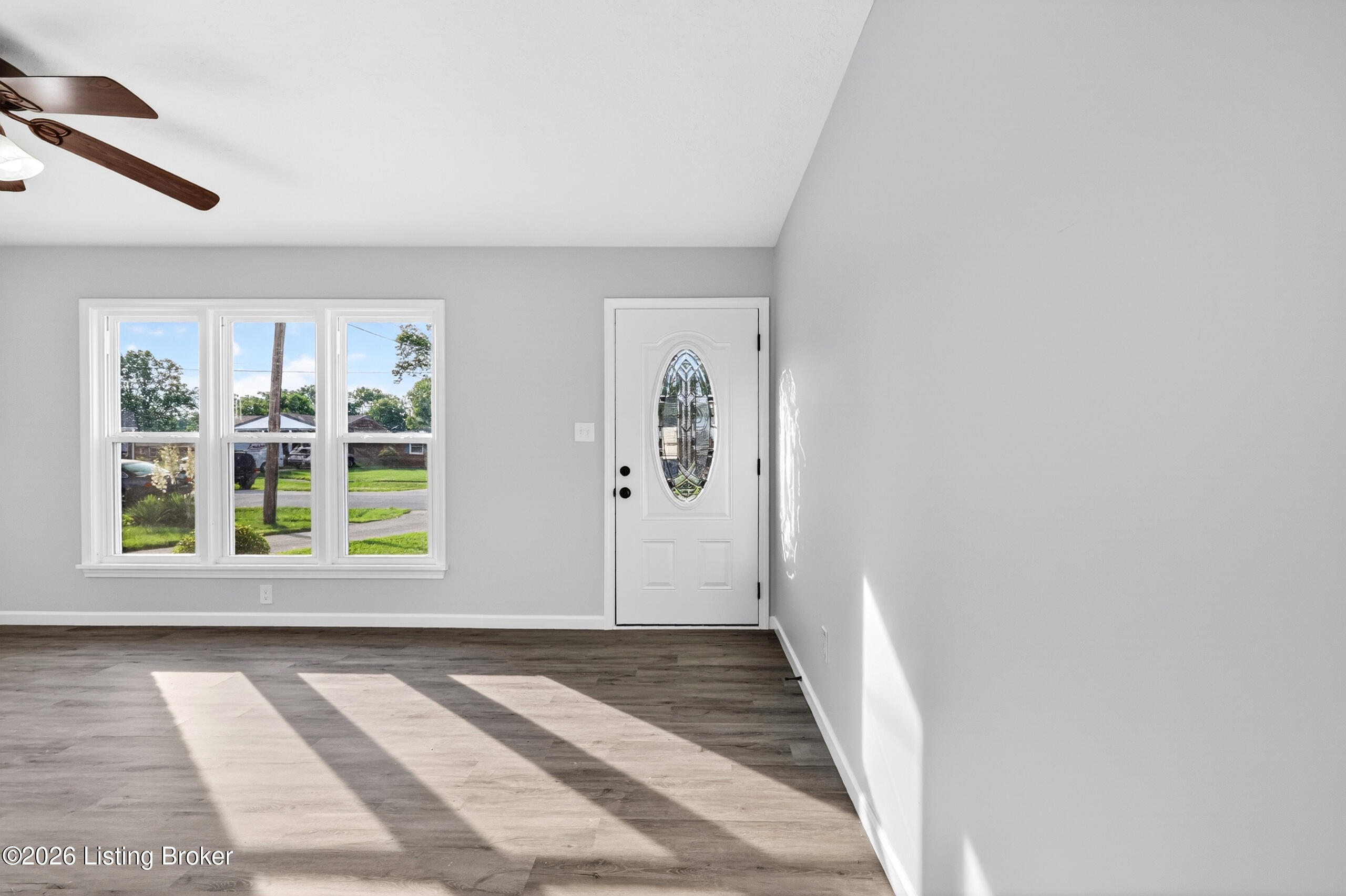 112 Daryl Ct