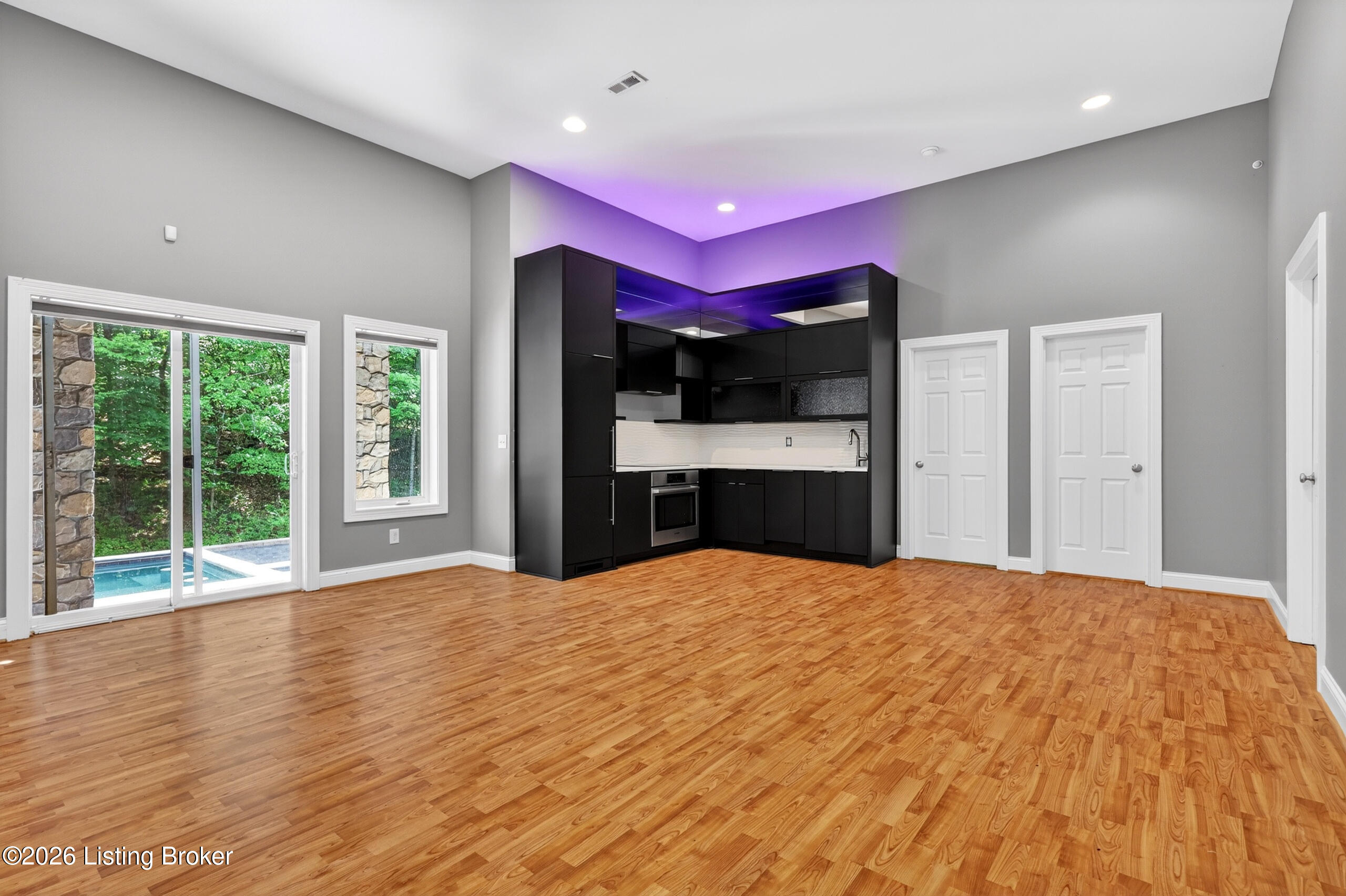 17036 Ashburton Dr