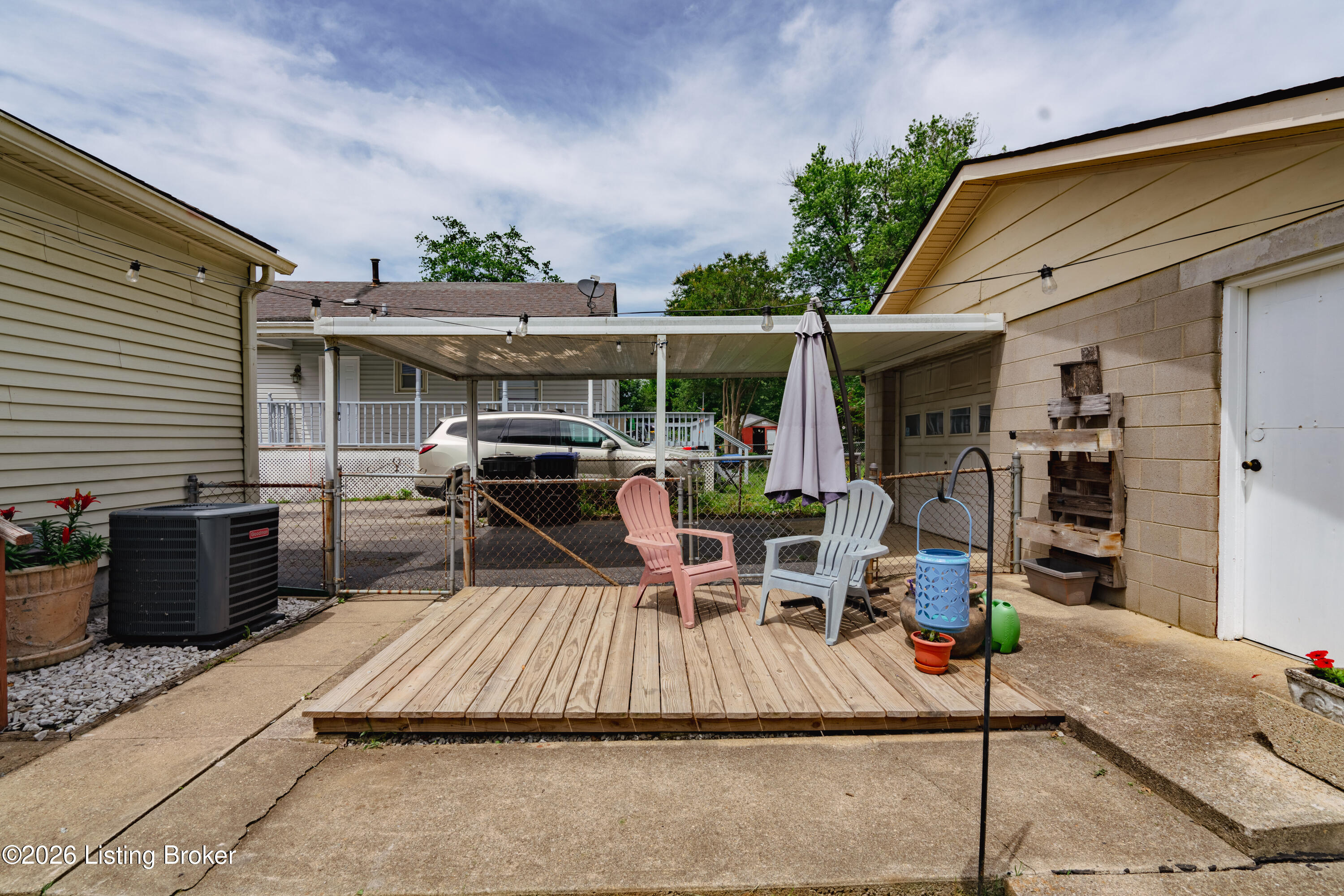 4729 Cliff Ave