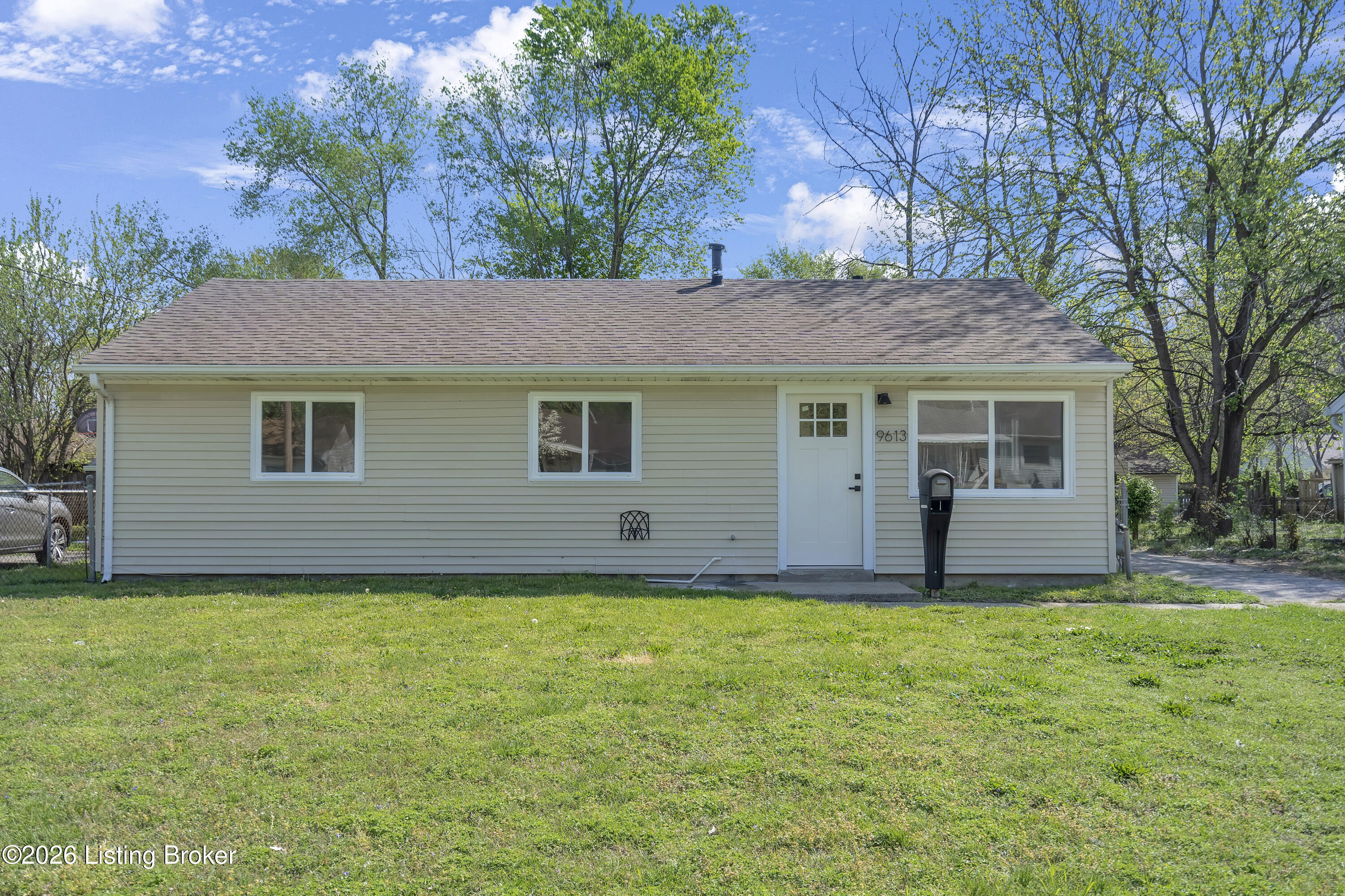 9613 Toledo Ln