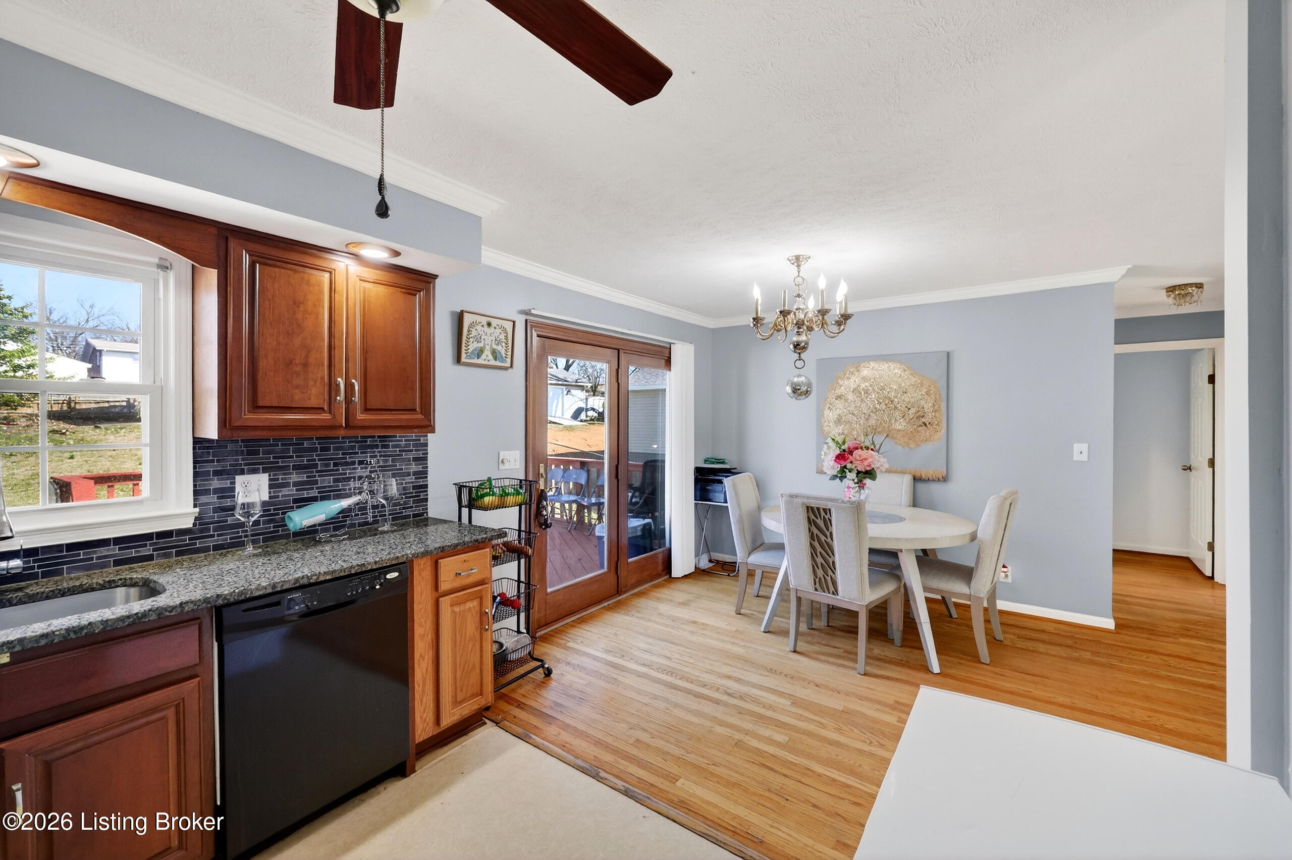 6913 Norlynn Dr