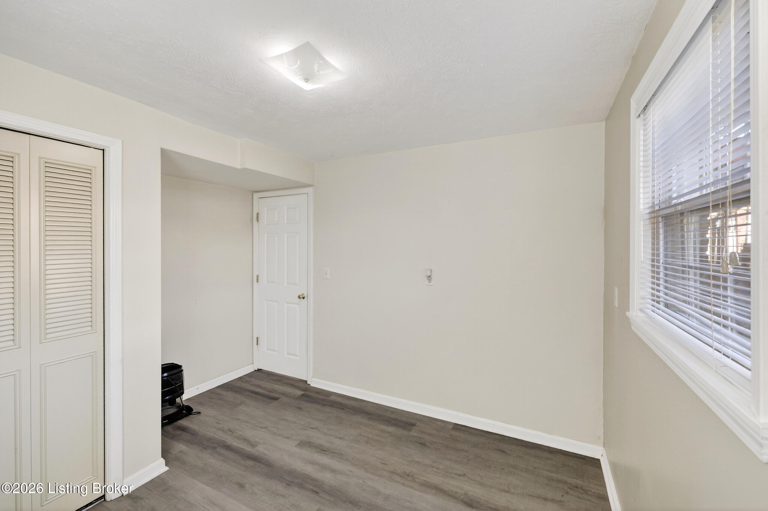 6913 Norlynn Dr