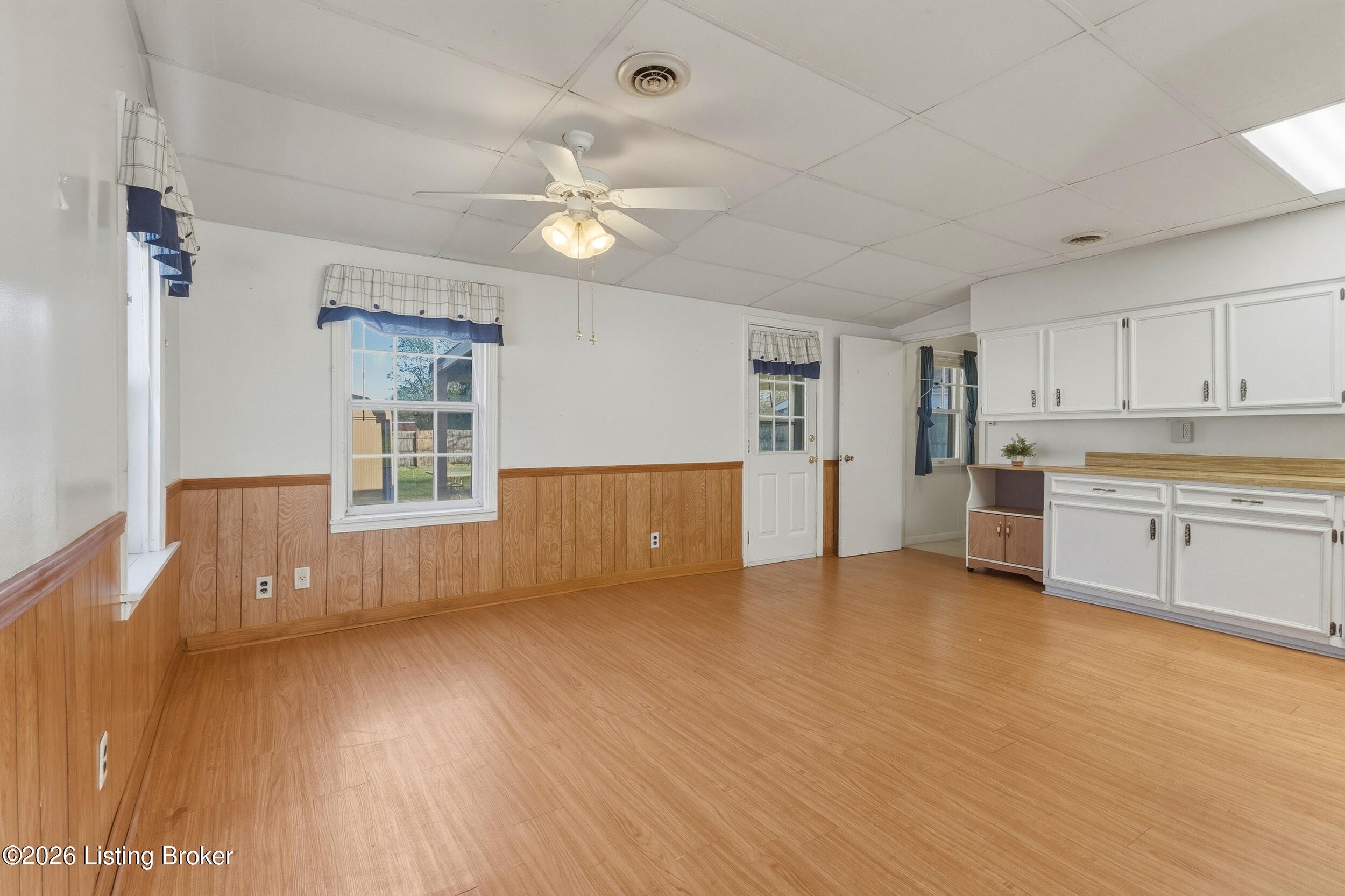10710 Harrison Ln