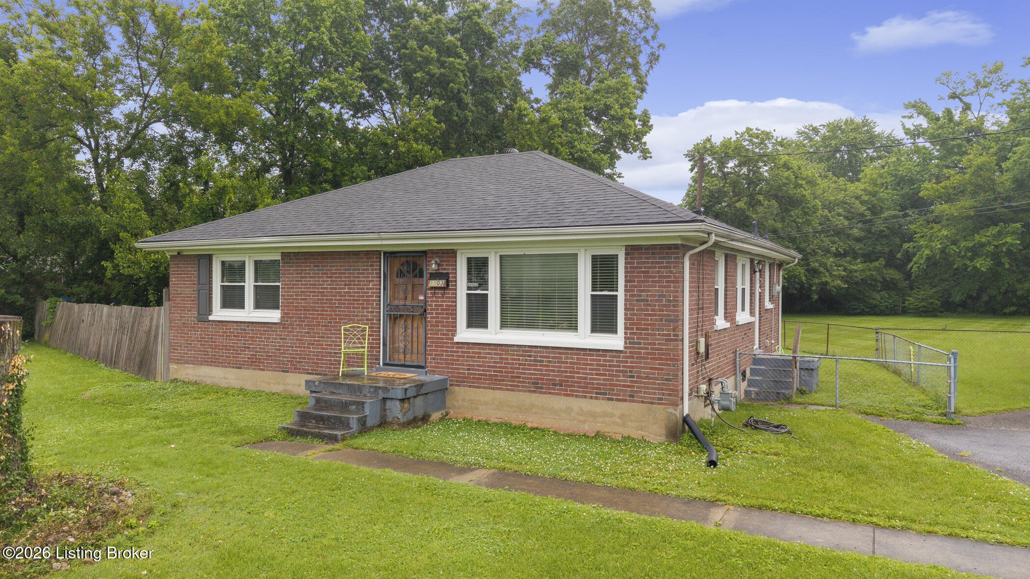 1703 Cardinal Ct