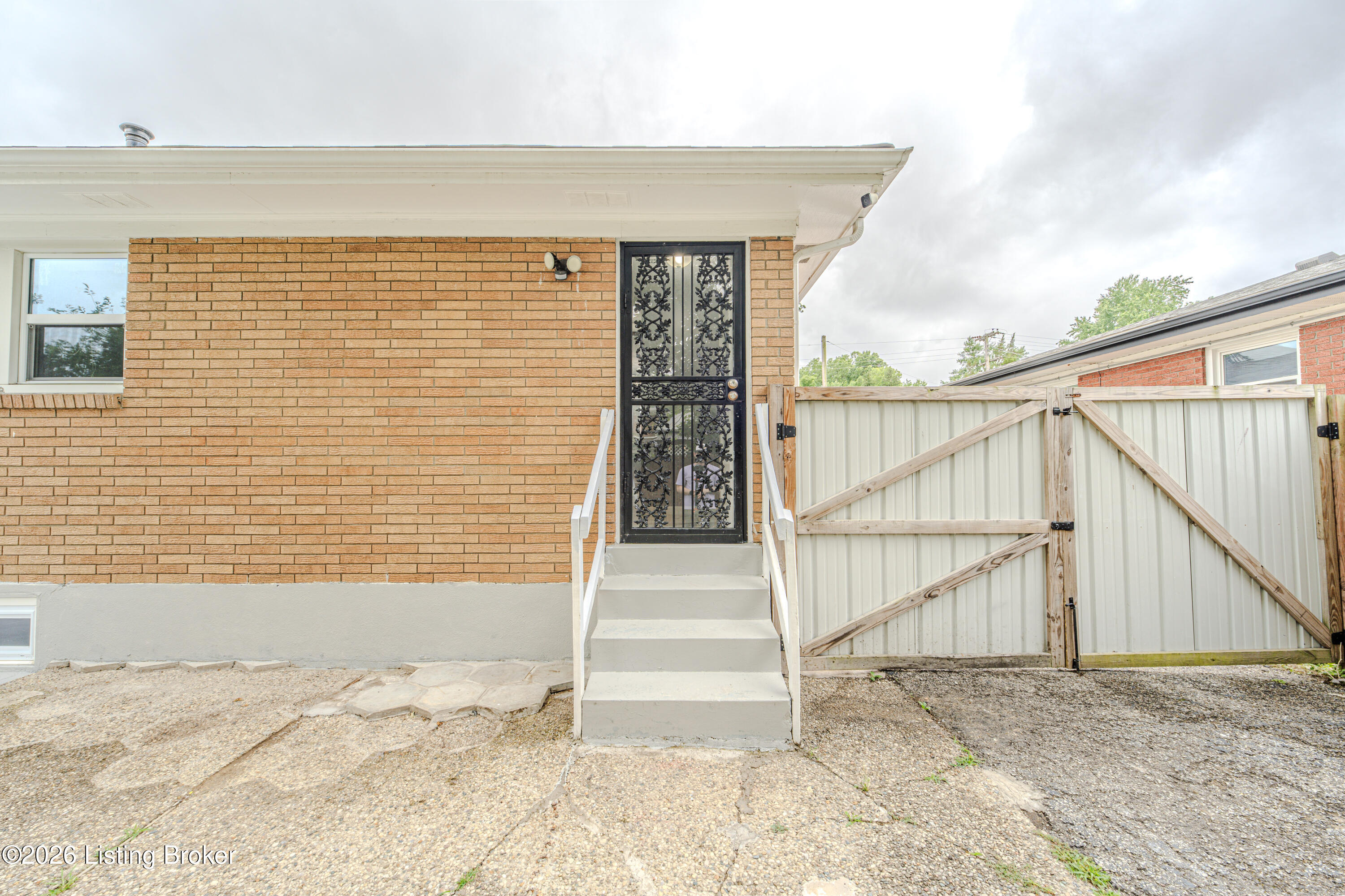 4207 Retreat Rd