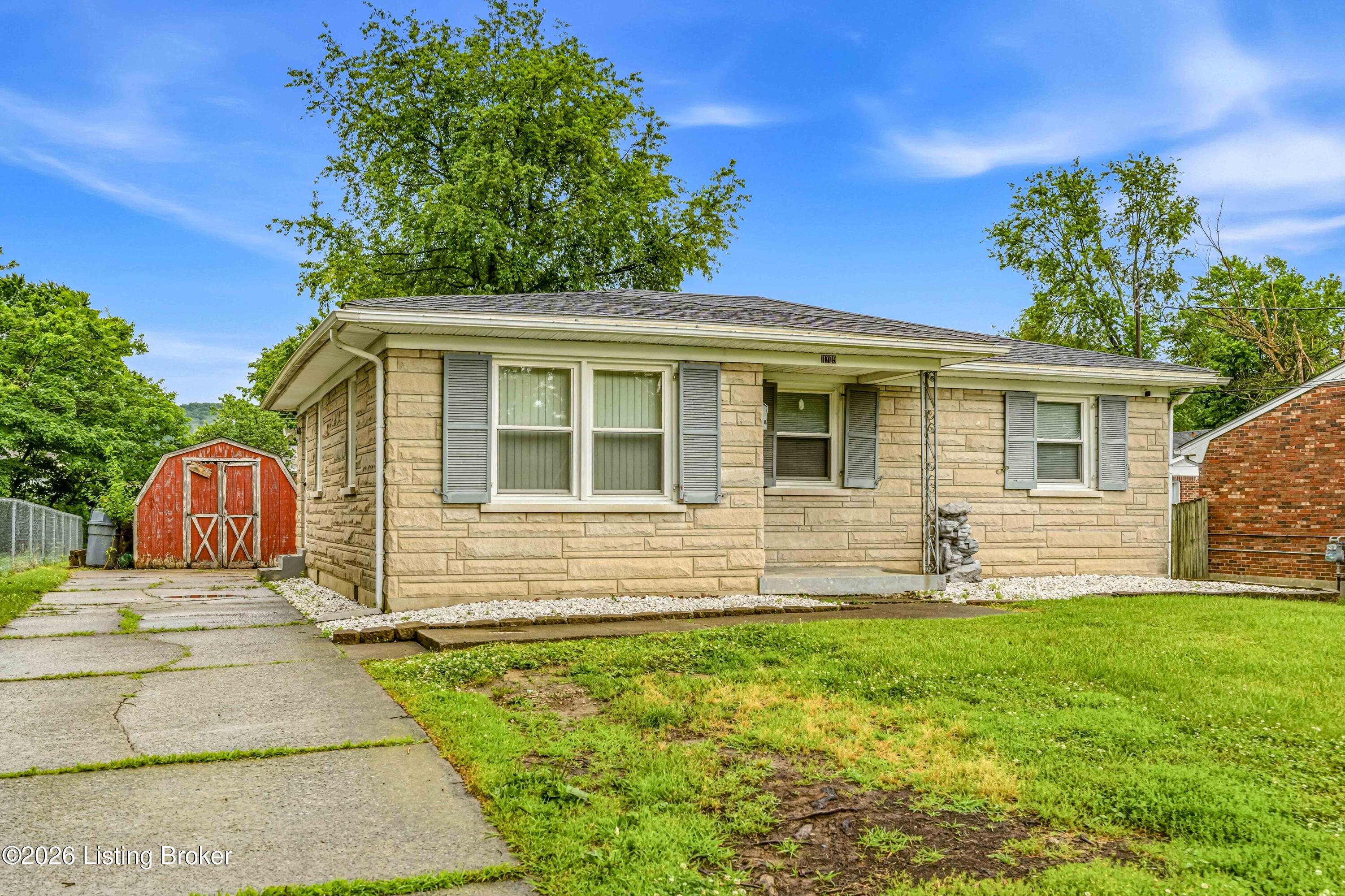 11709 Mahogany Dr