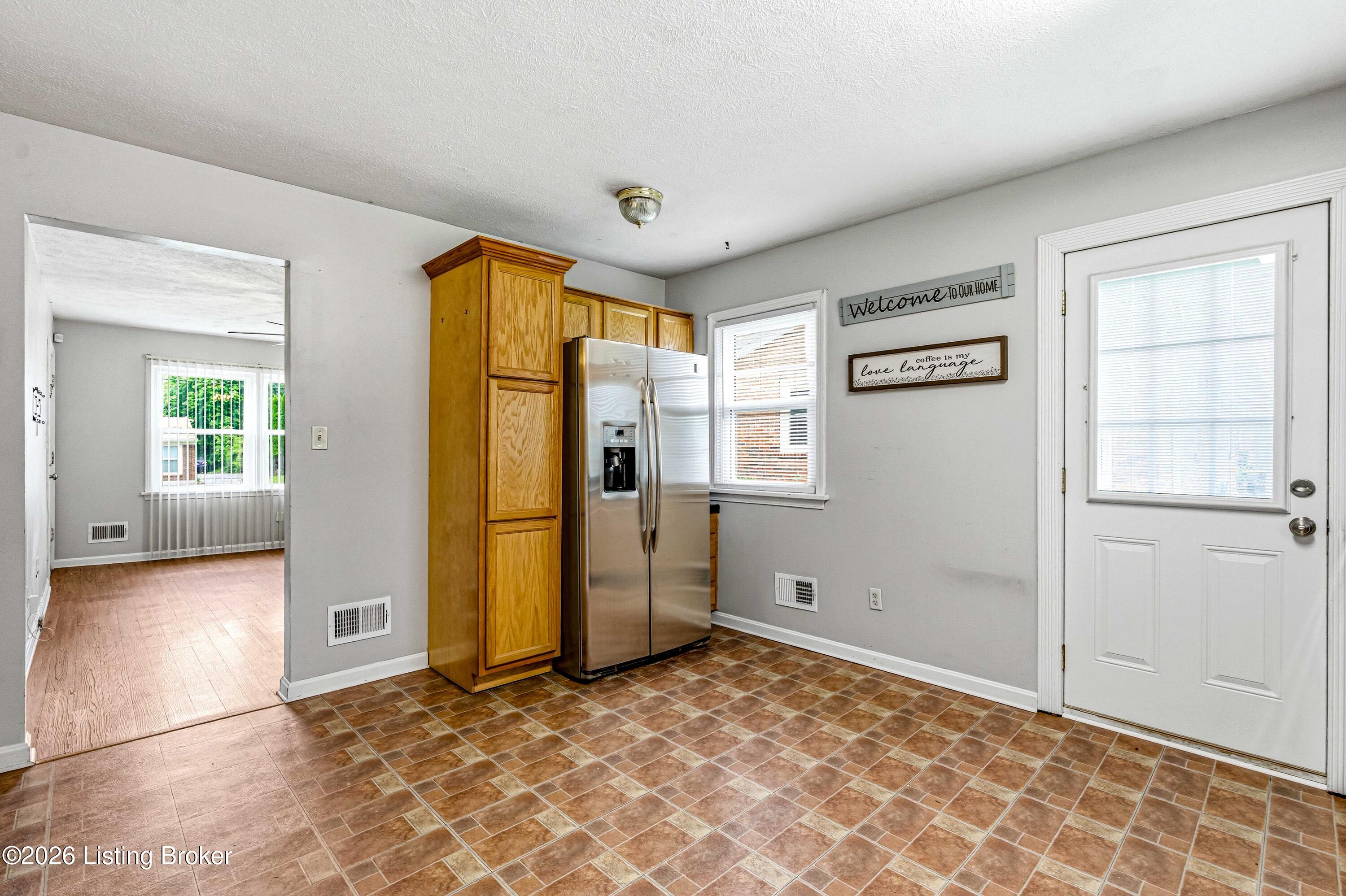11709 Mahogany Dr