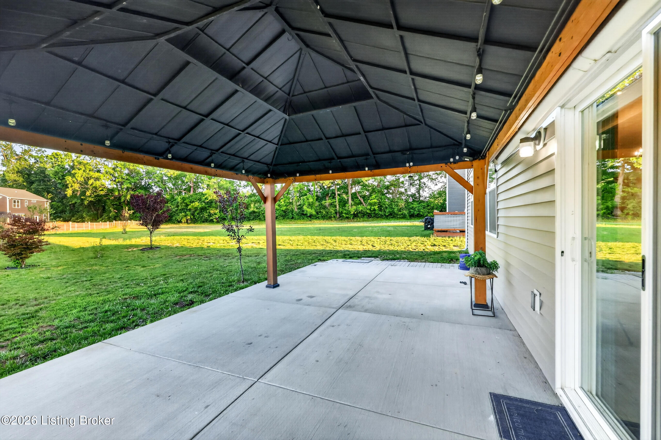4395 Coppice Trail