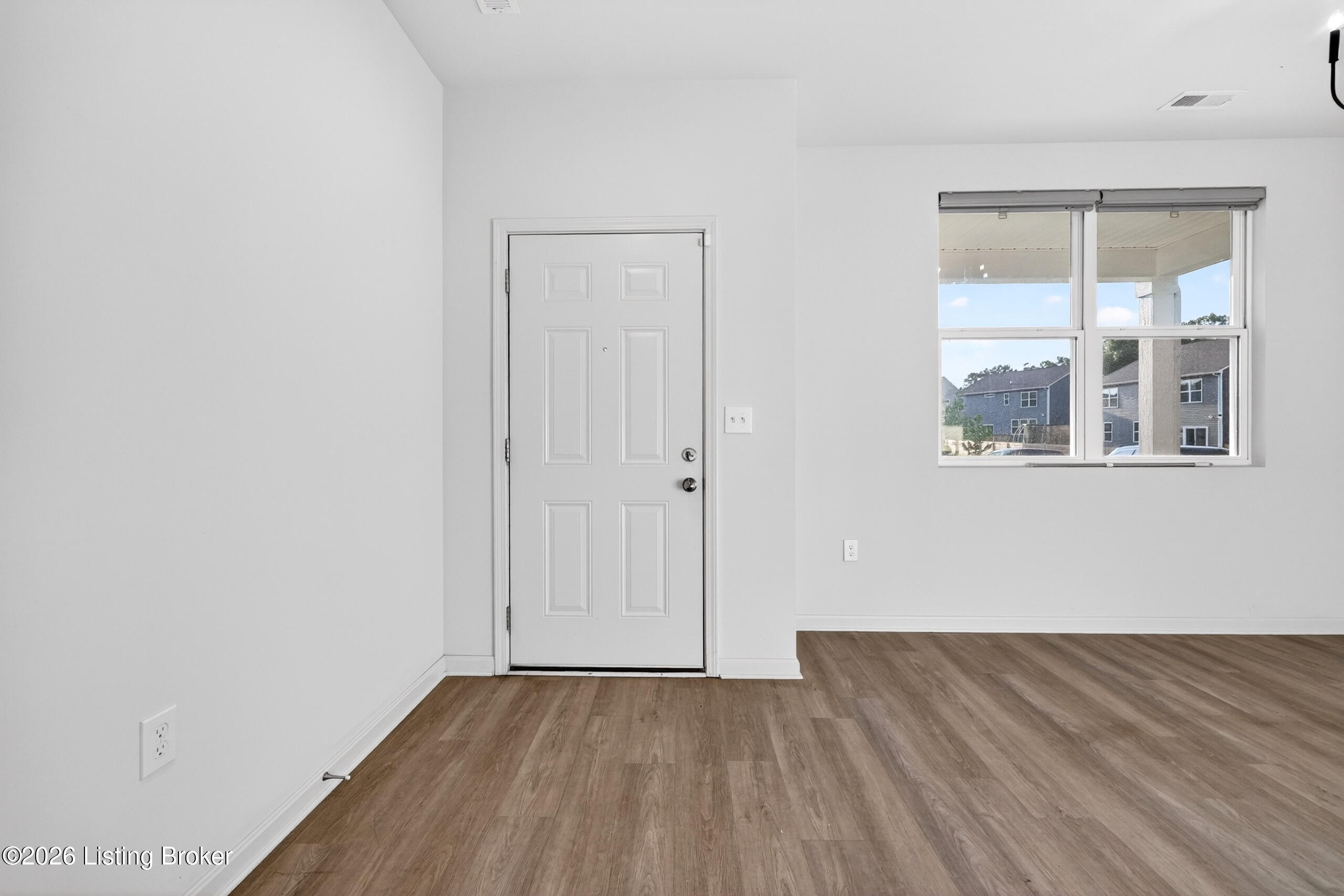 4395 Coppice Trail