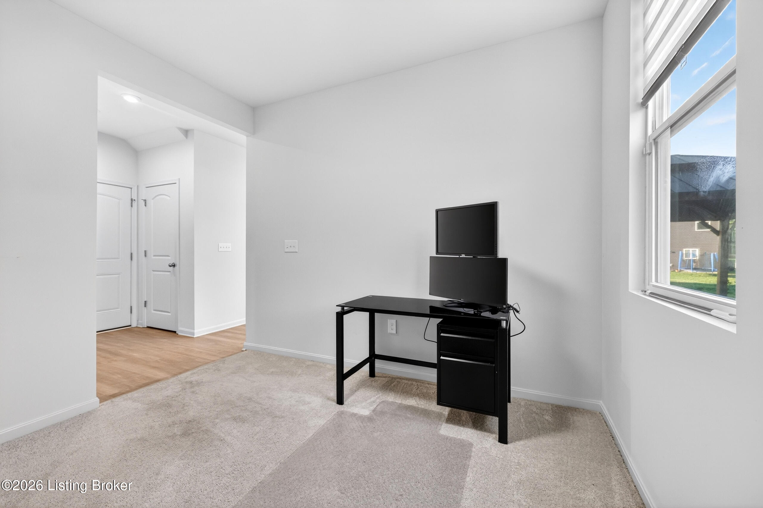 4395 Coppice Trail
