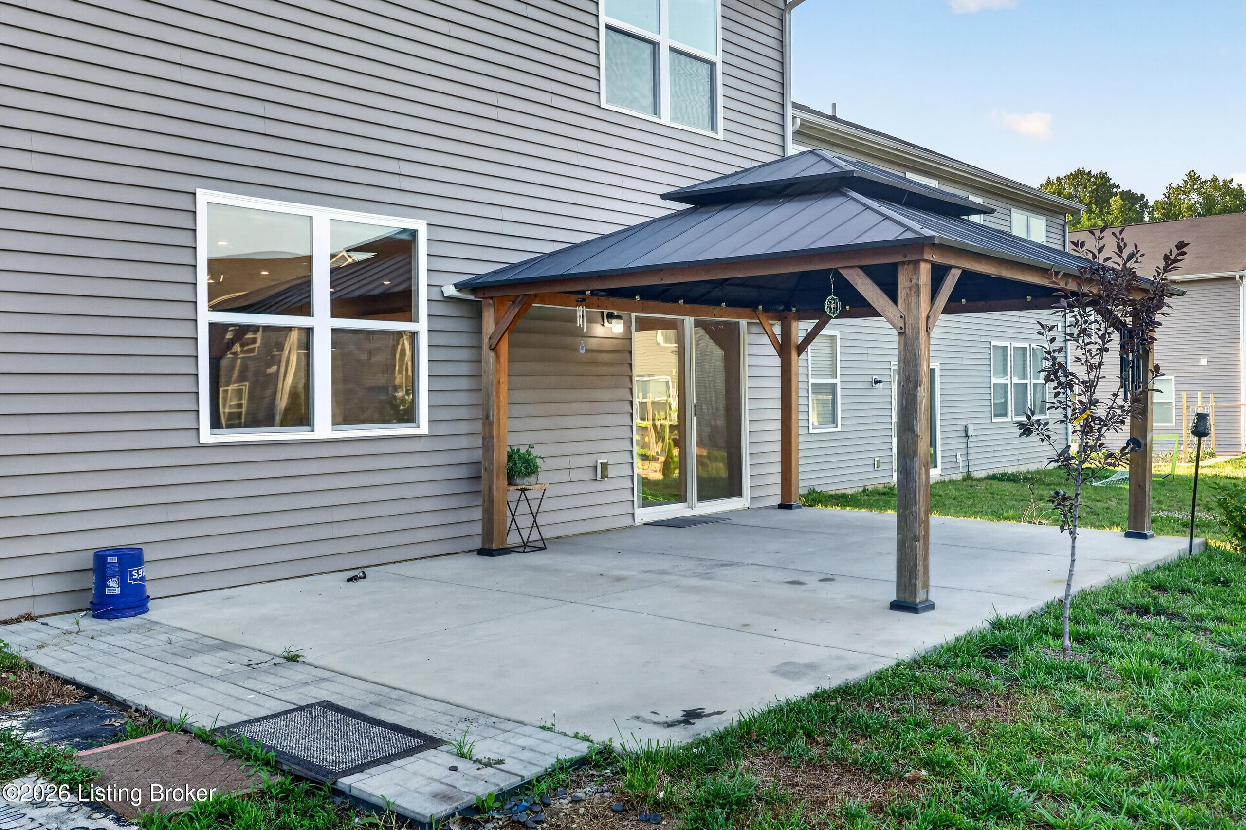 4395 Coppice Trail