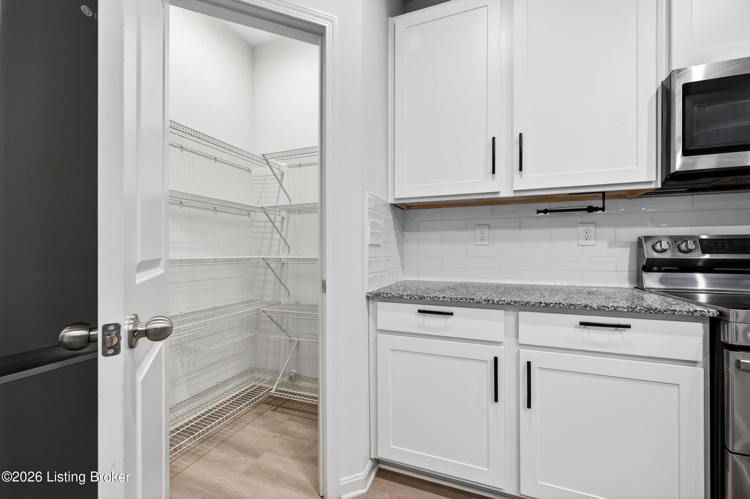 4395 Coppice Trail