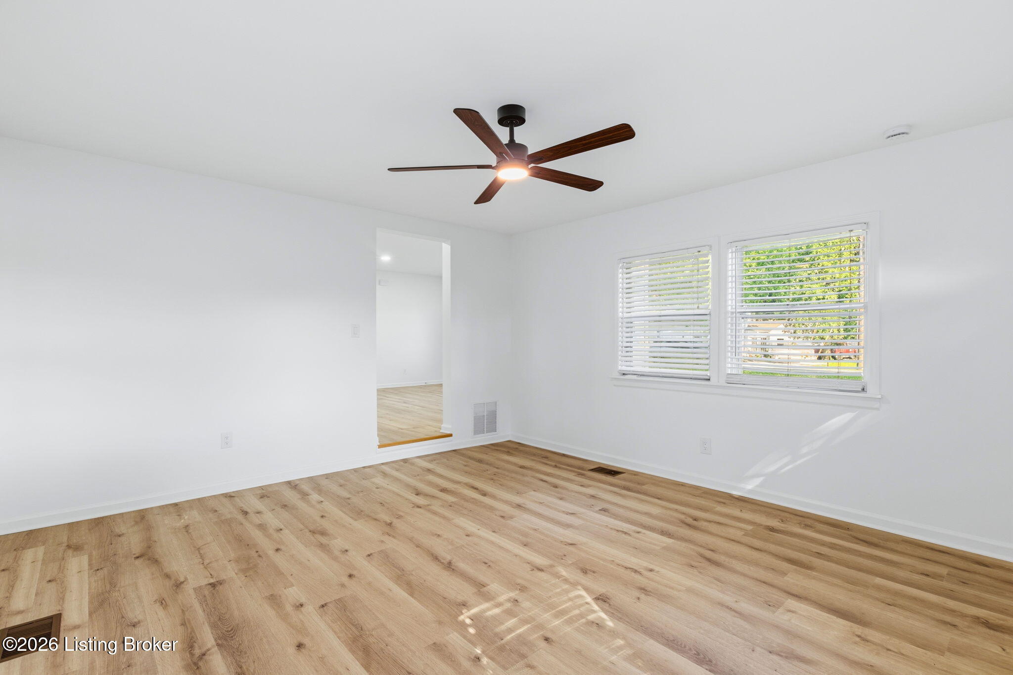 1213 Krupp Park Dr