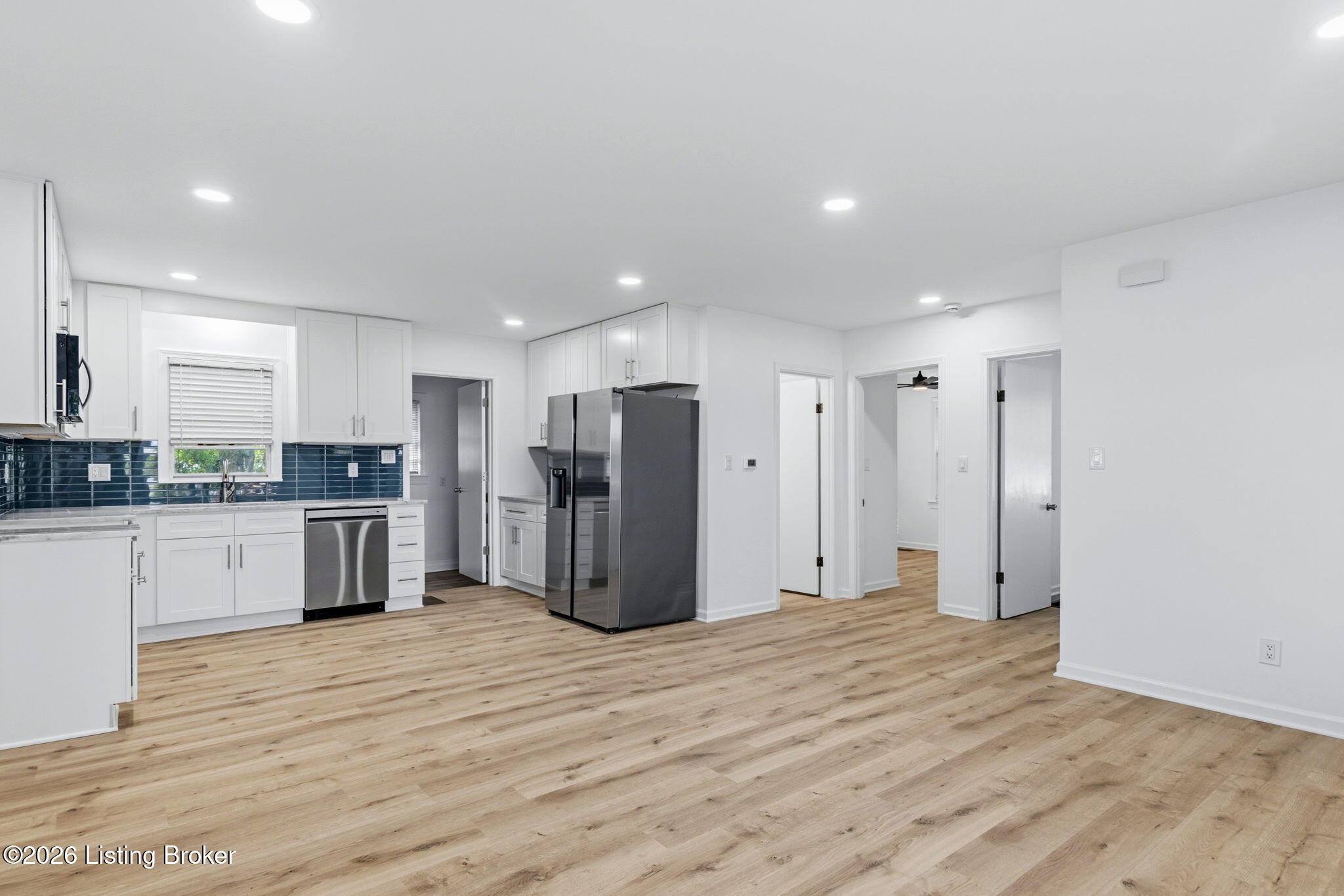 1213 Krupp Park Dr