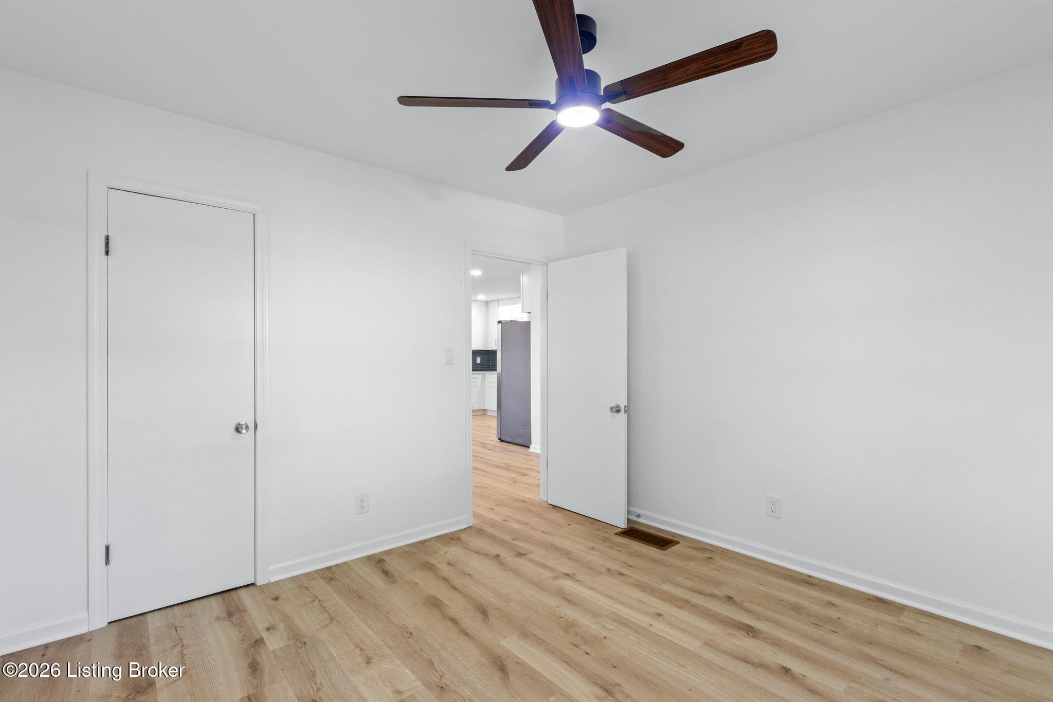 1213 Krupp Park Dr