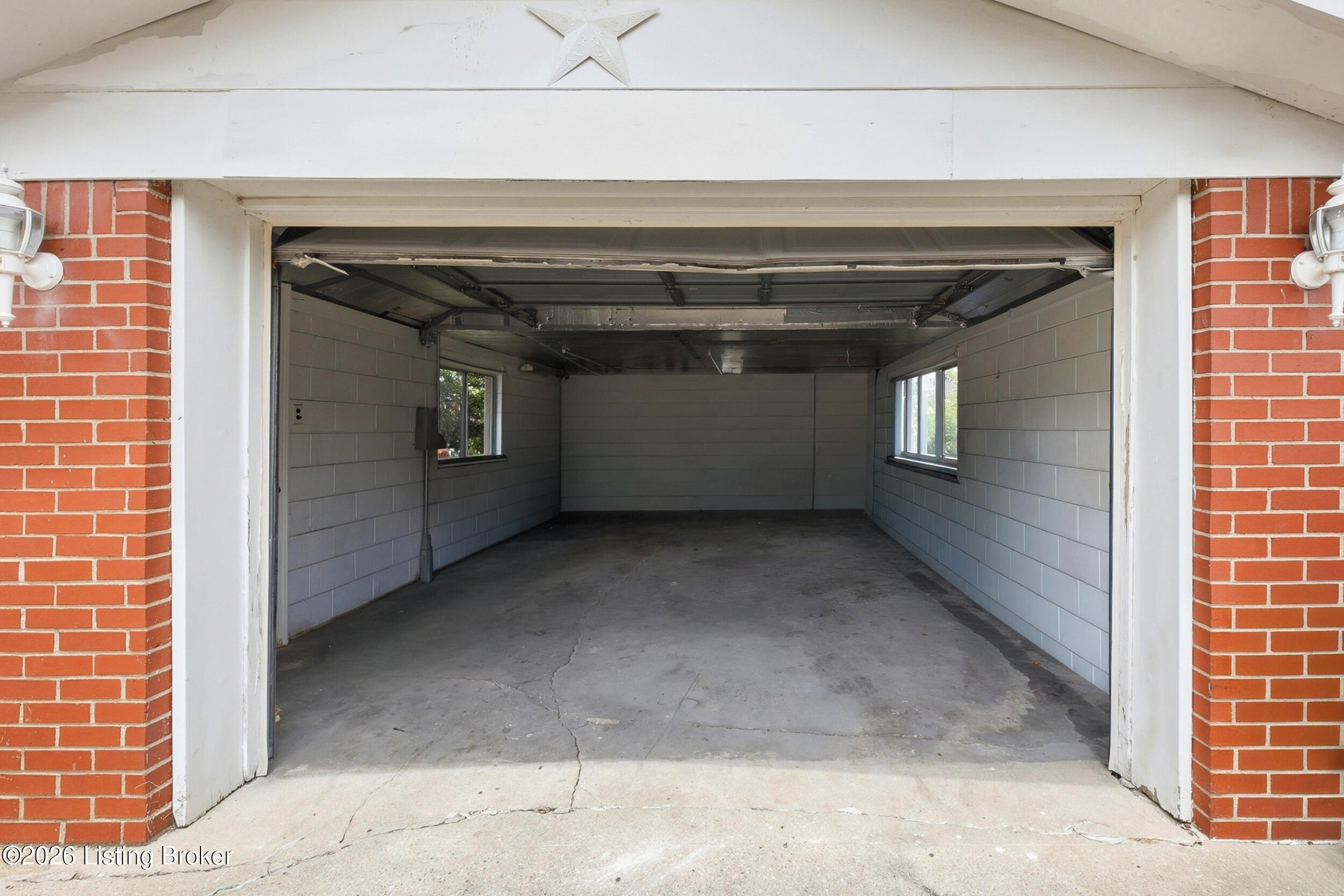 1623 Linda Way