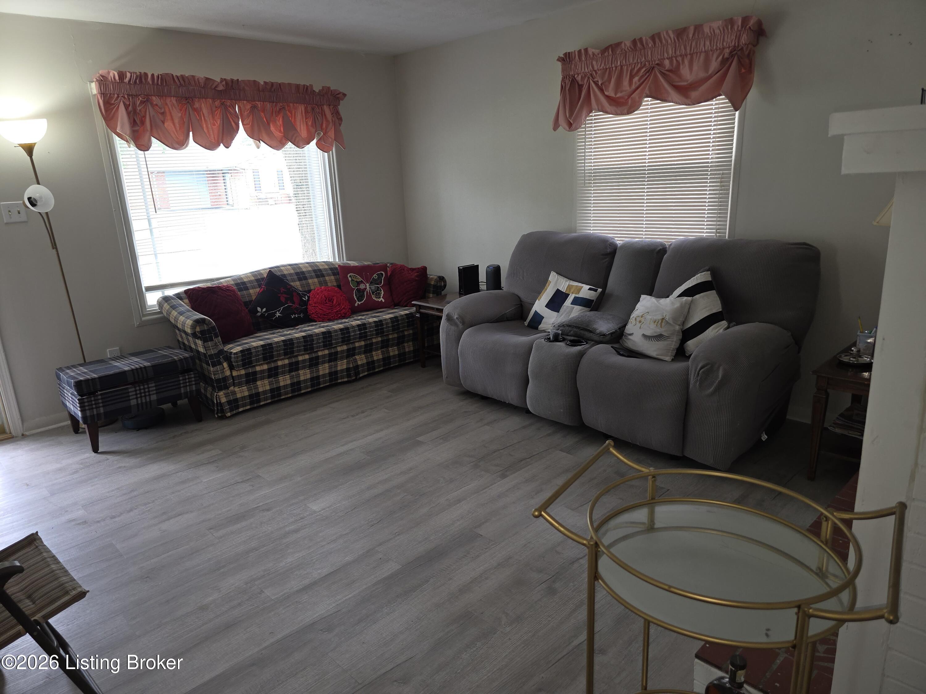 1706 Sarasota Ct