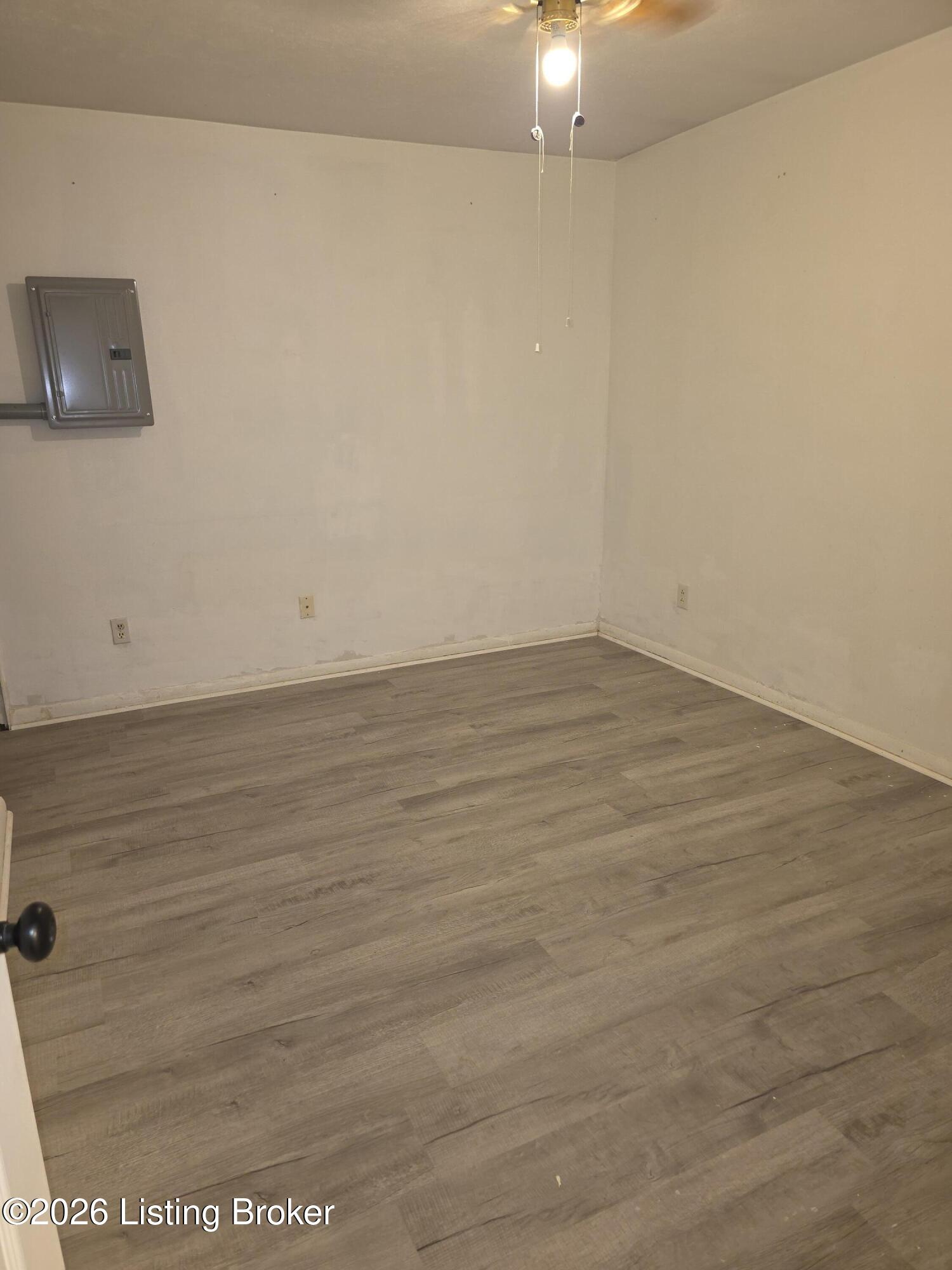 1706 Sarasota Ct