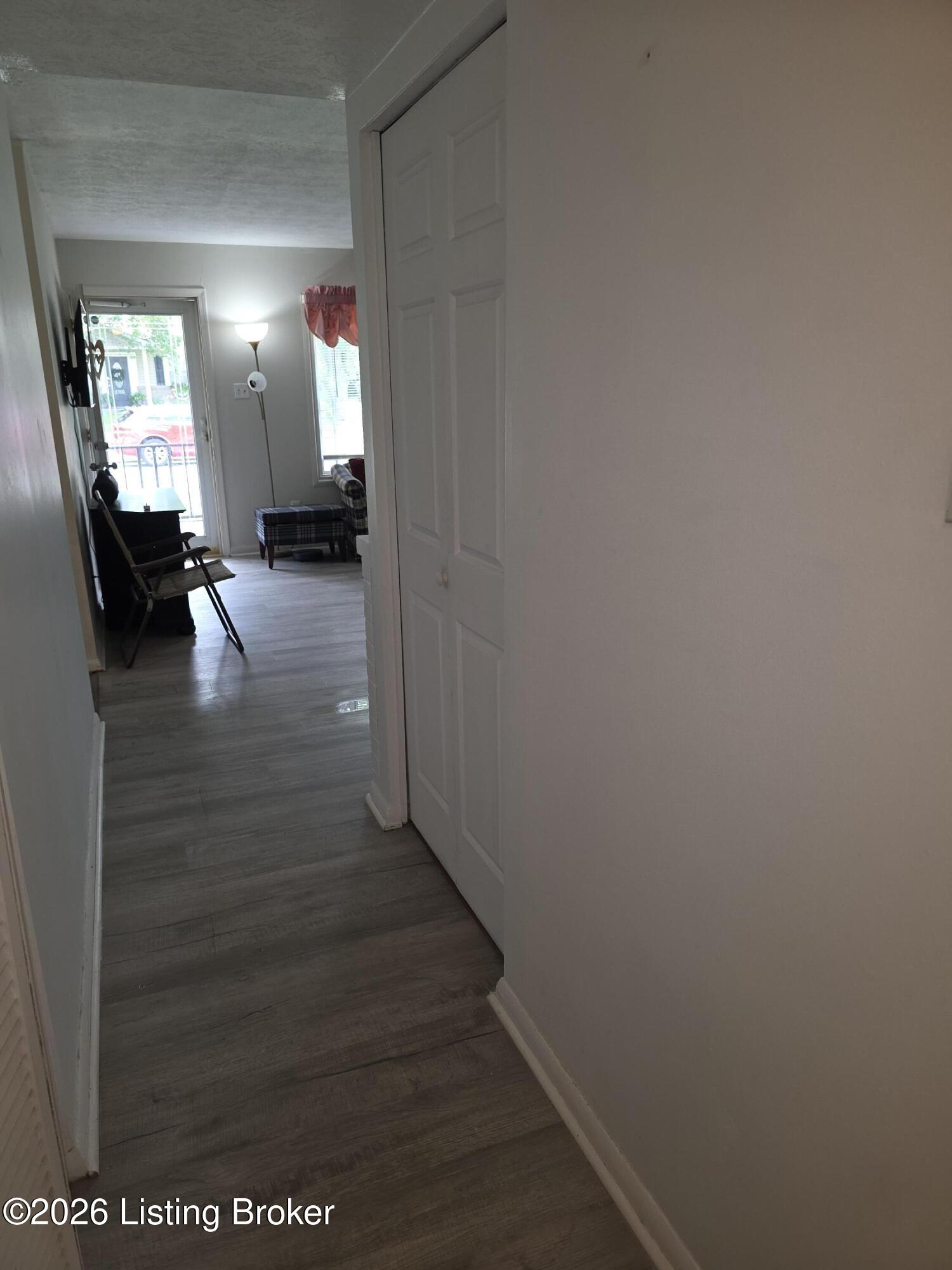 1706 Sarasota Ct