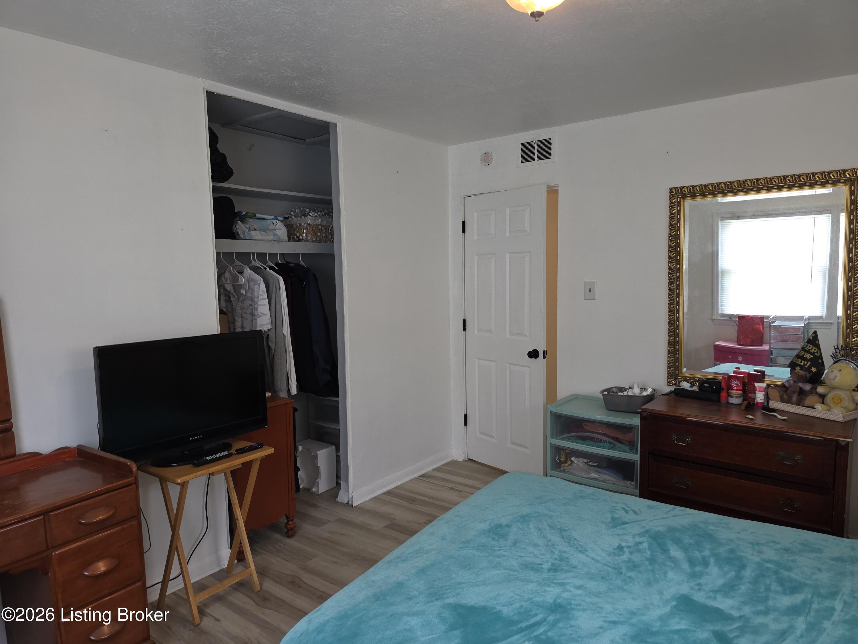 1706 Sarasota Ct