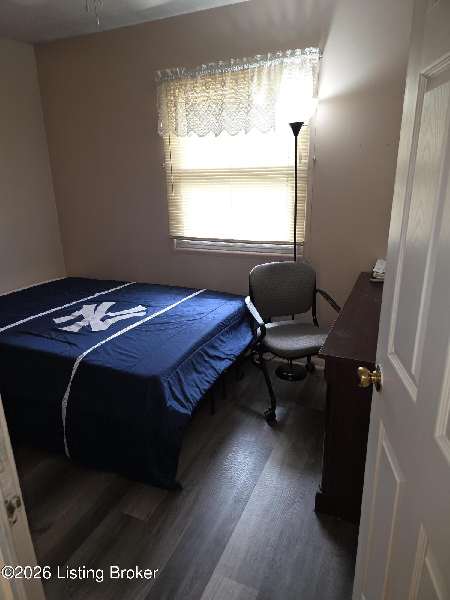 1706 Sarasota Ct