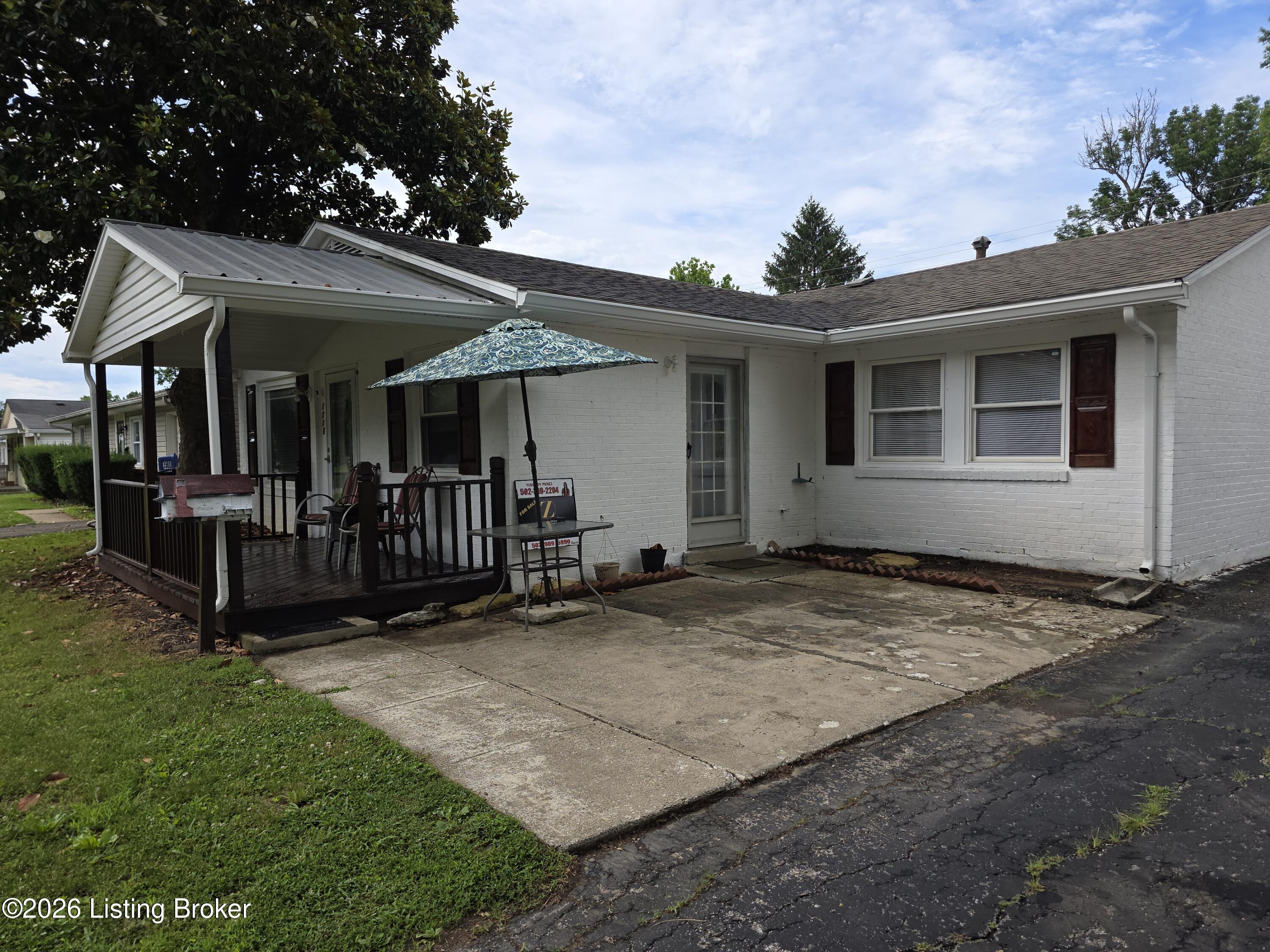 1706 Sarasota Ct