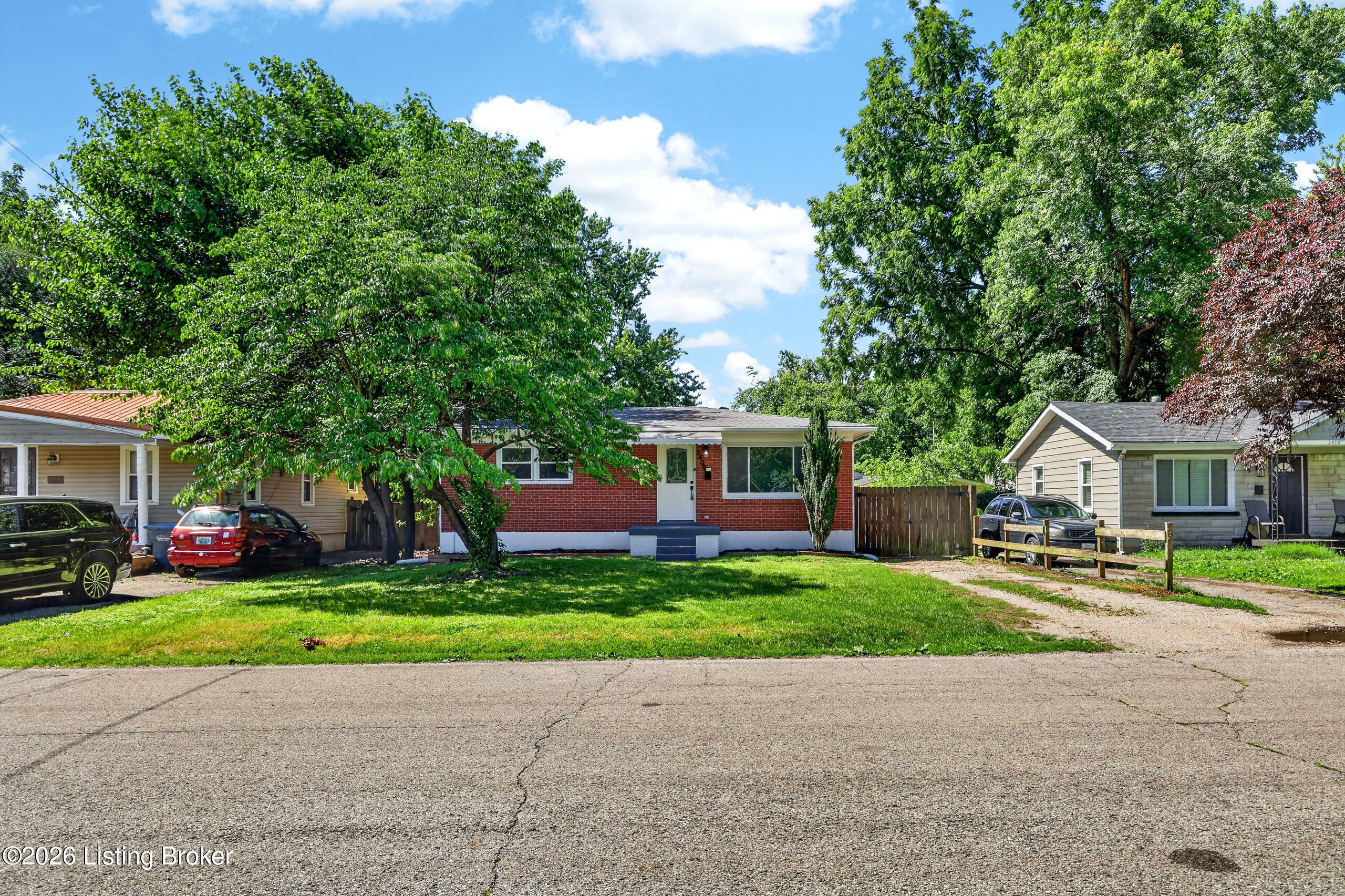 2406 Franklin Ave