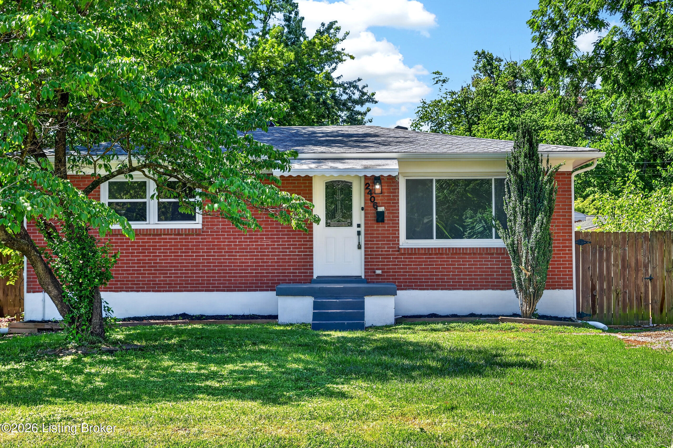 2406 Franklin Ave
