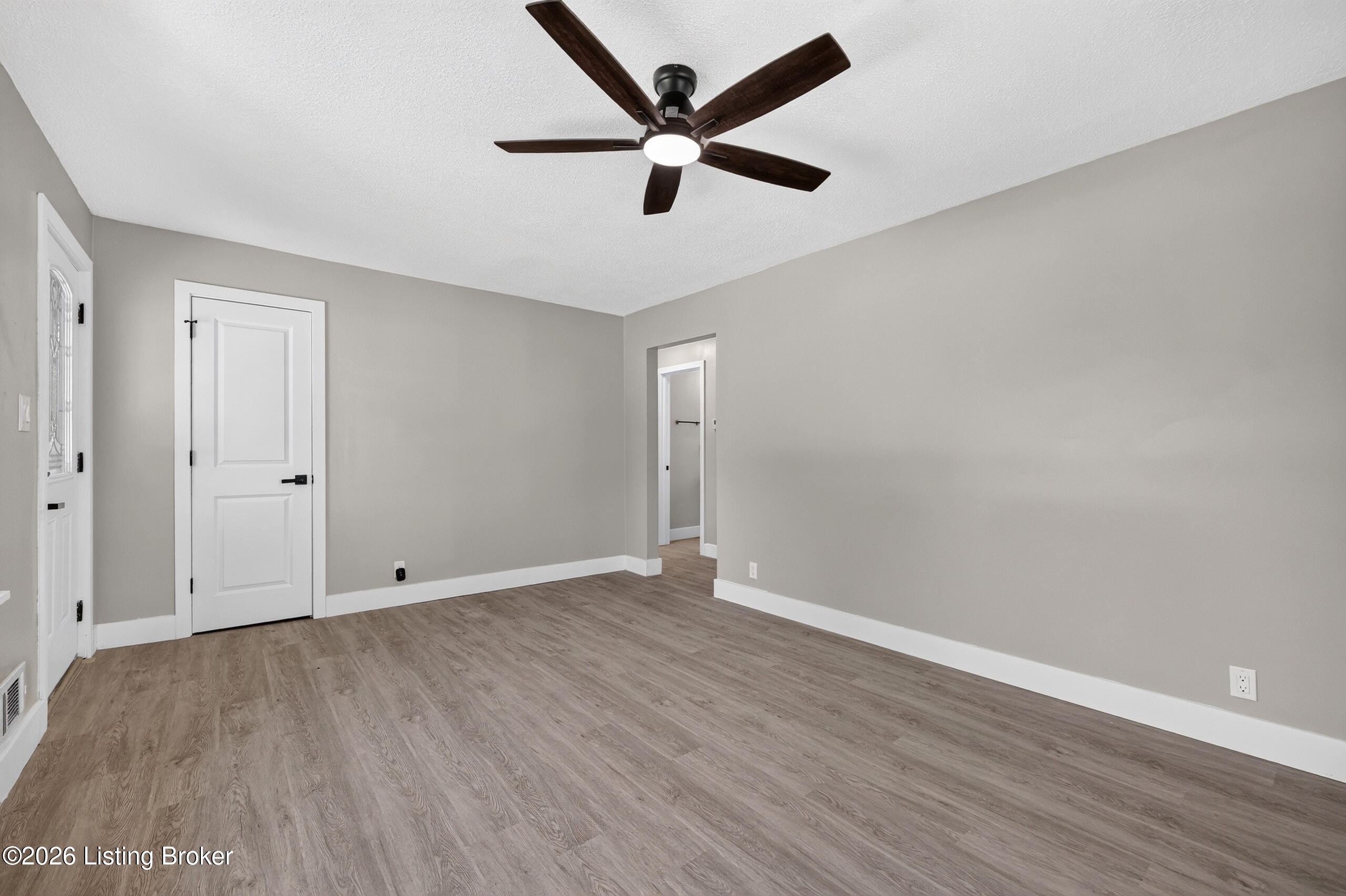 2406 Franklin Ave