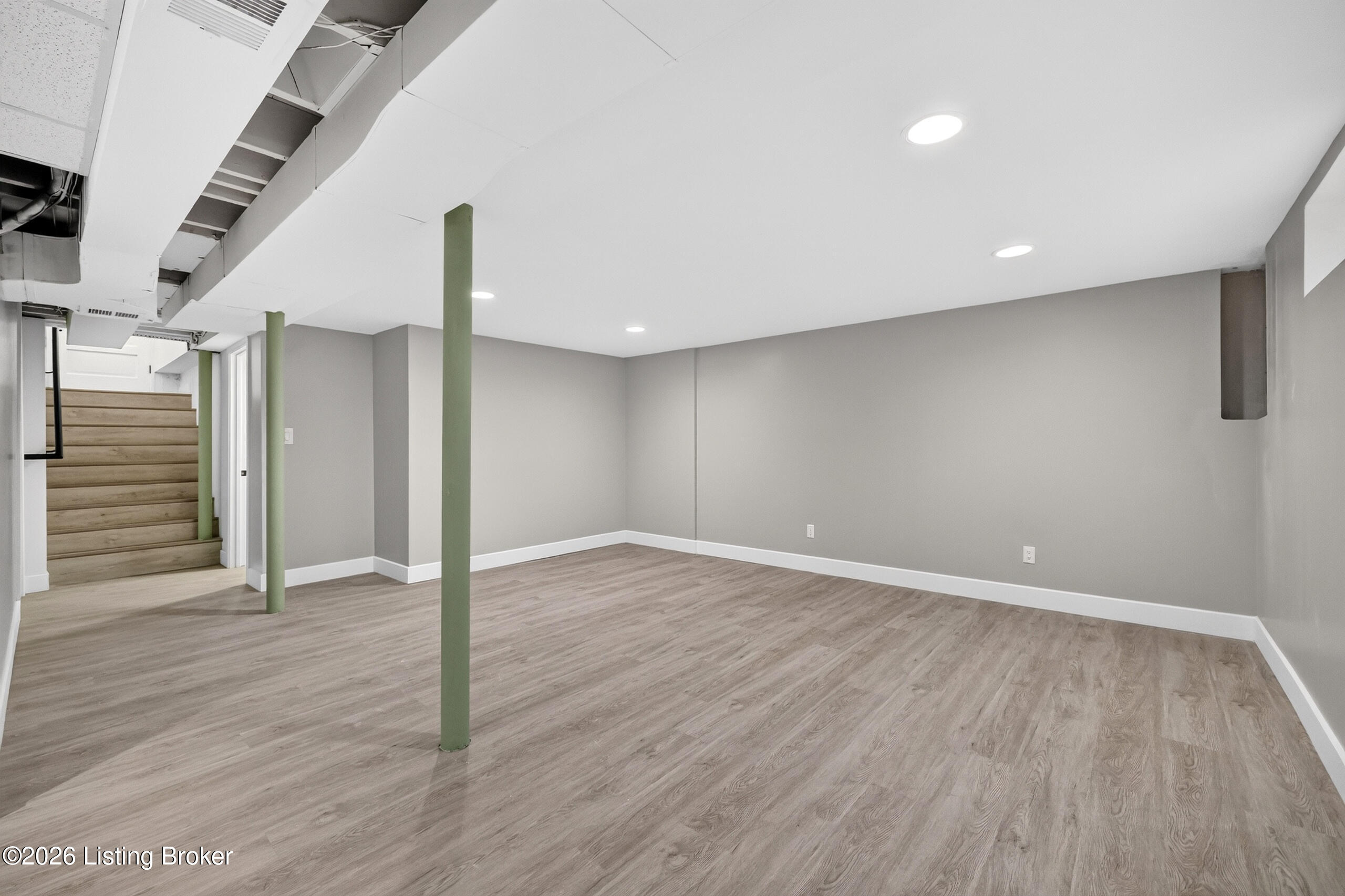 2406 Franklin Ave