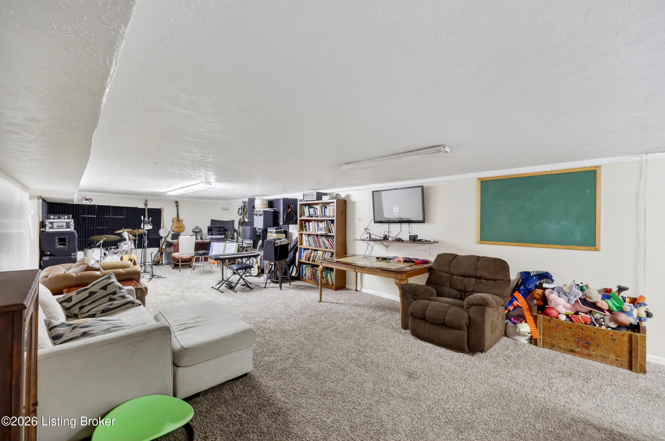2302 High Pine Dr