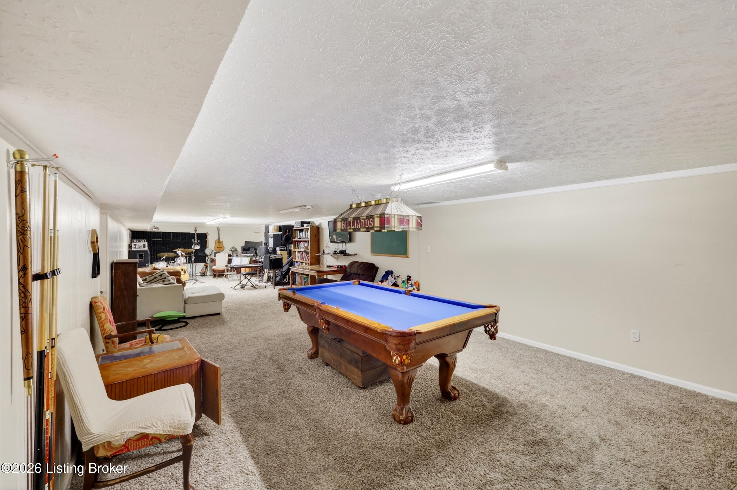 2302 High Pine Dr