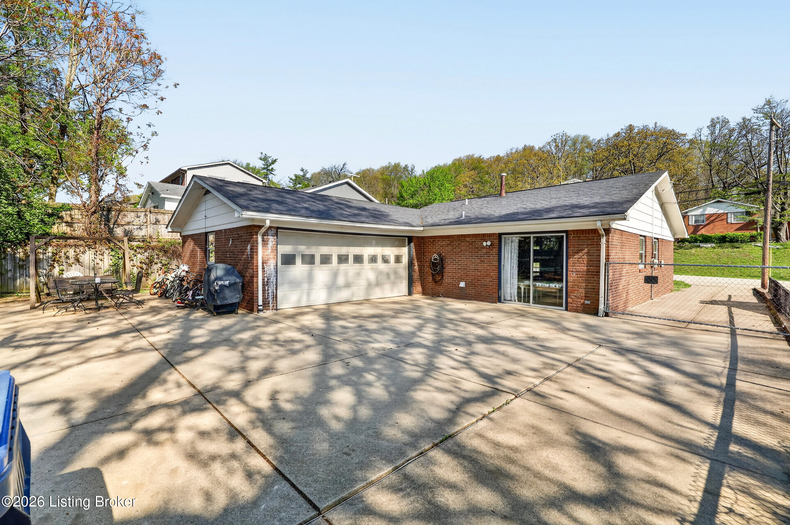 2302 High Pine Dr