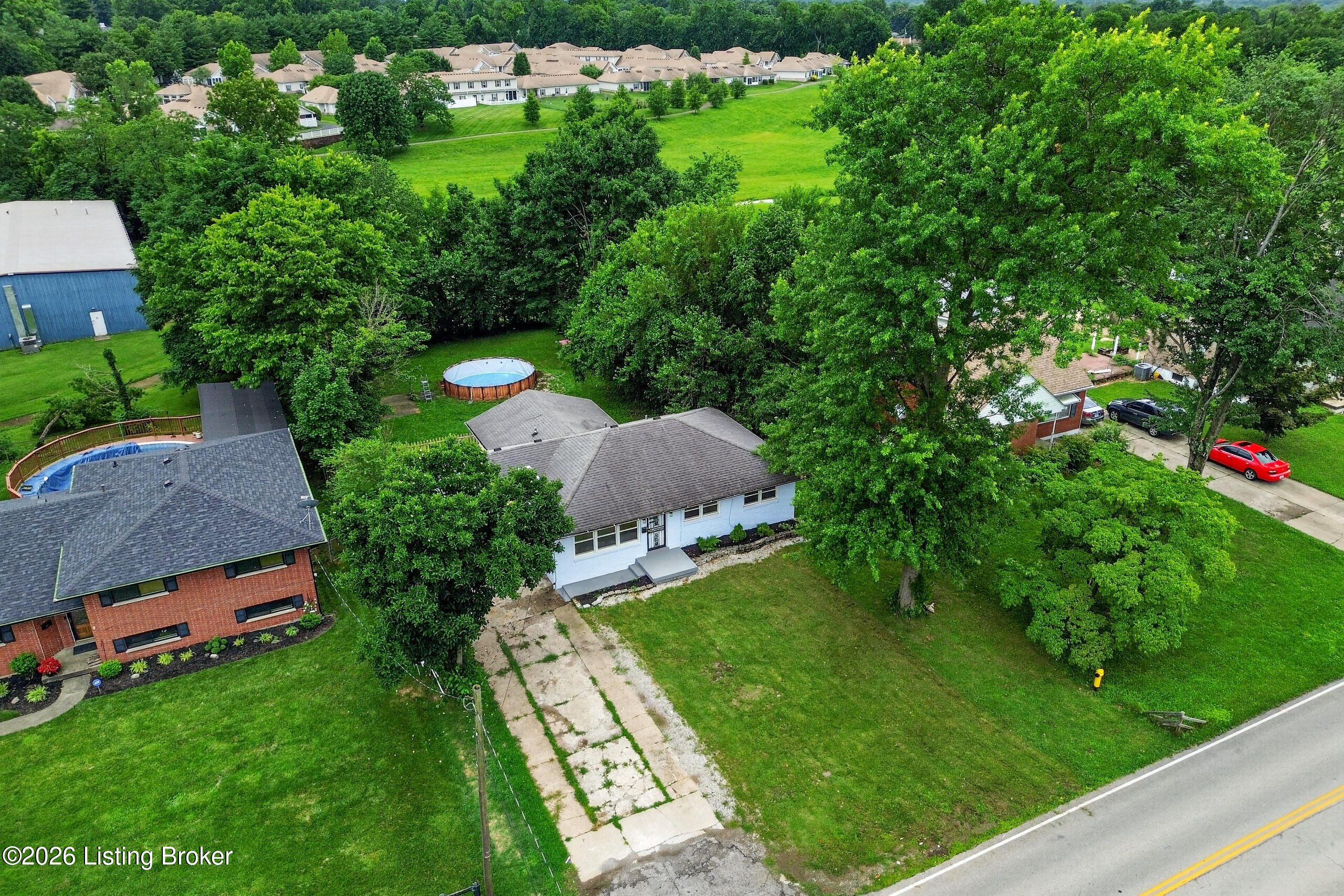 5218 Famous Way