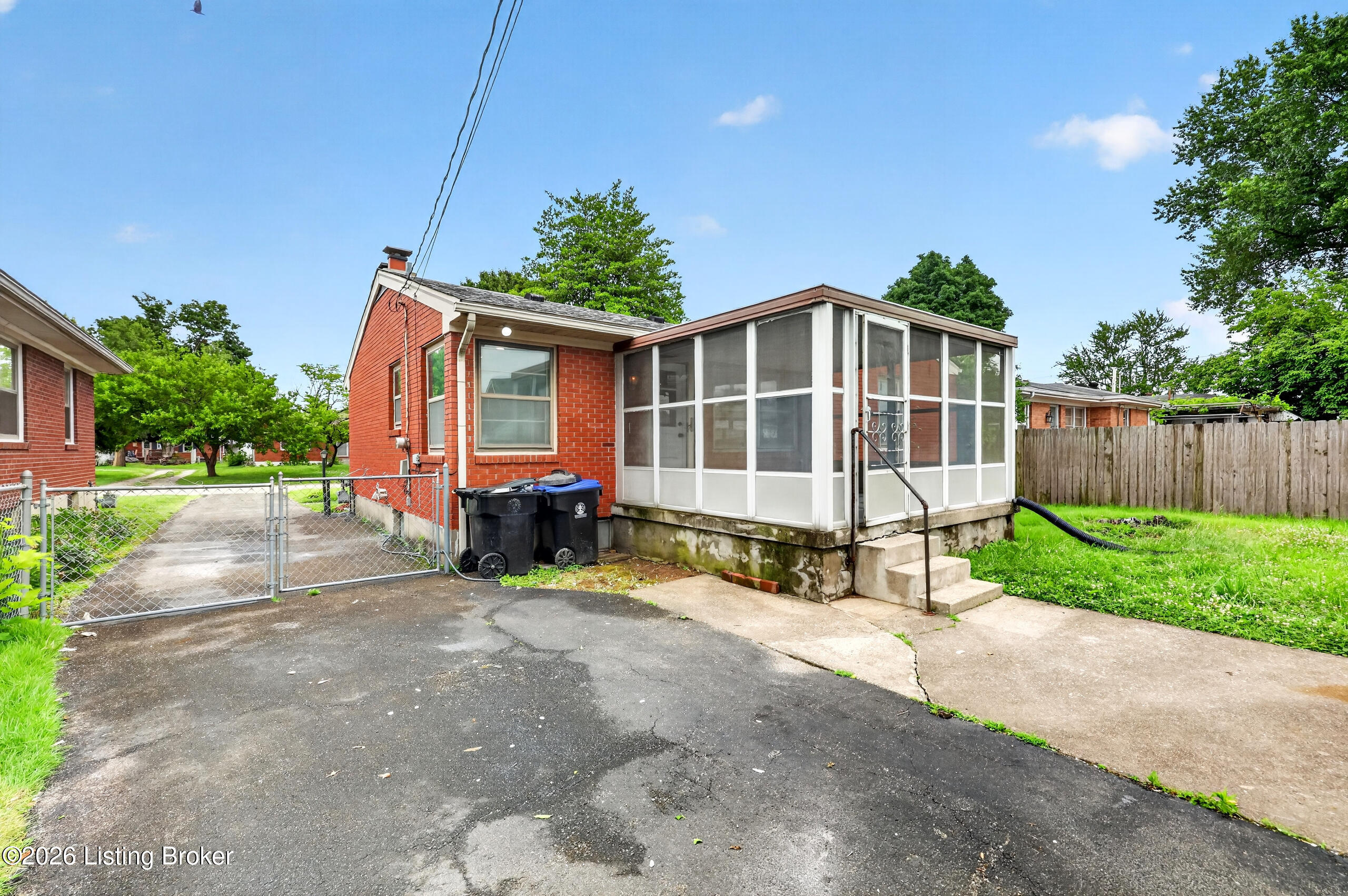 3530 Kerry Dr