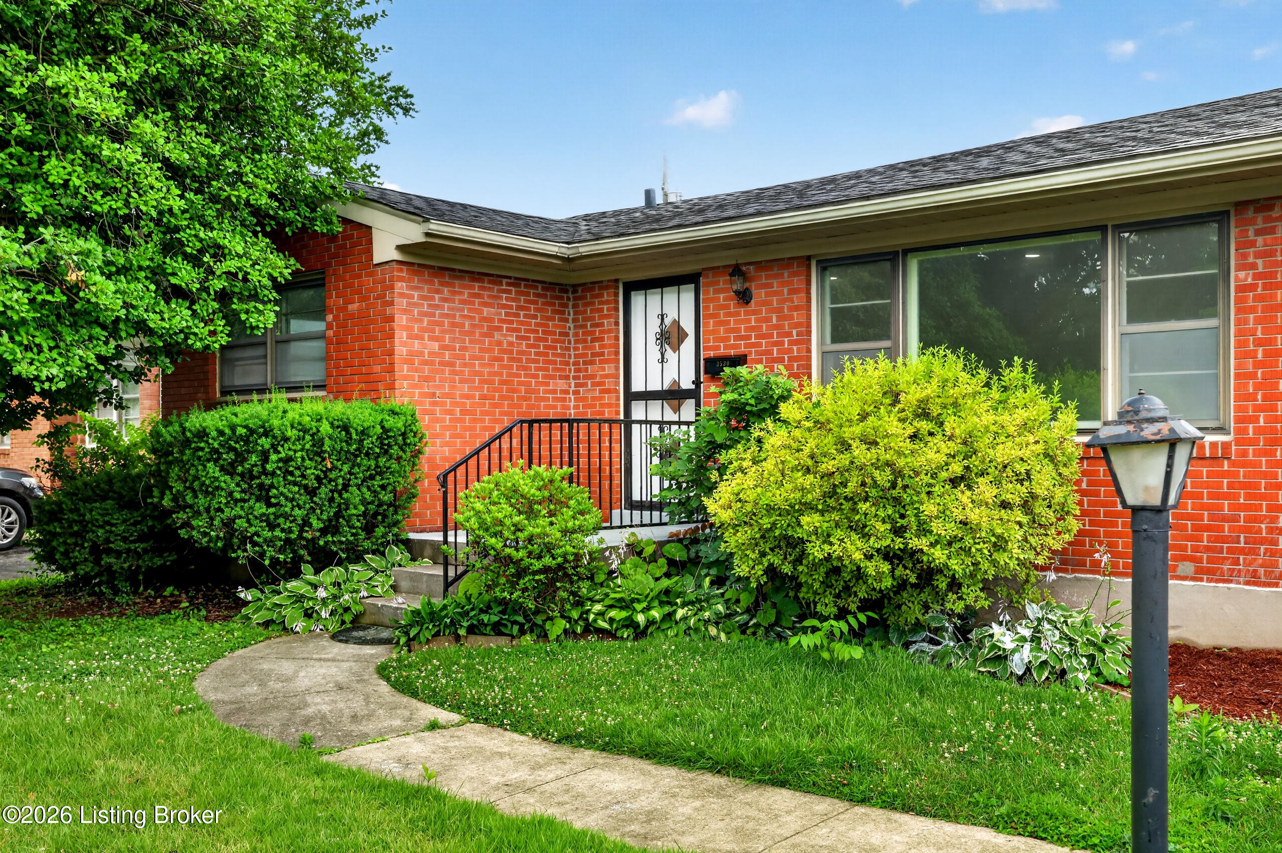 3530 Kerry Dr