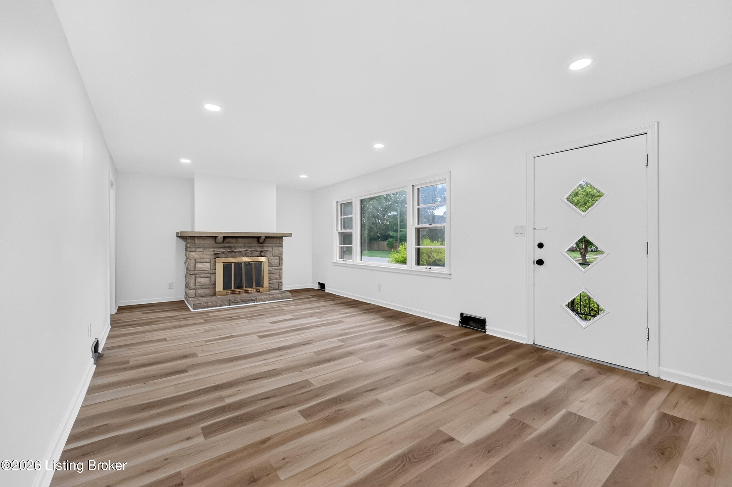 3530 Kerry Dr
