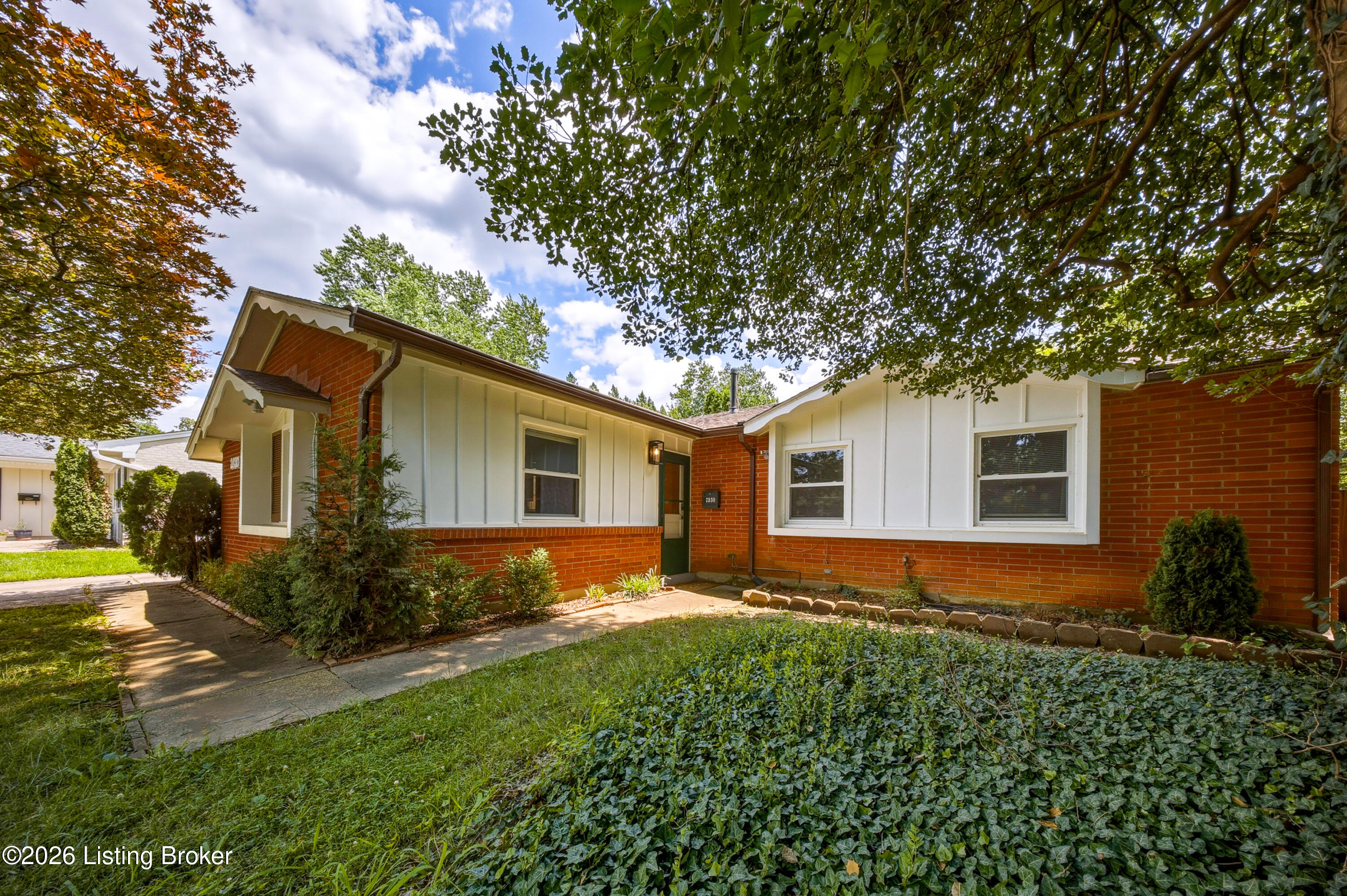 2830 Rockhaven Ave