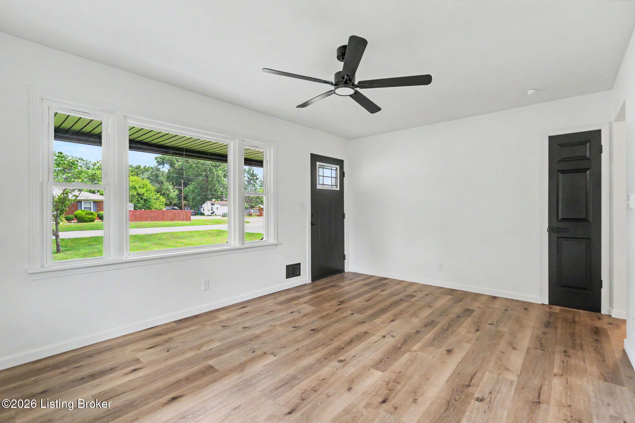 2412 Waco Ct