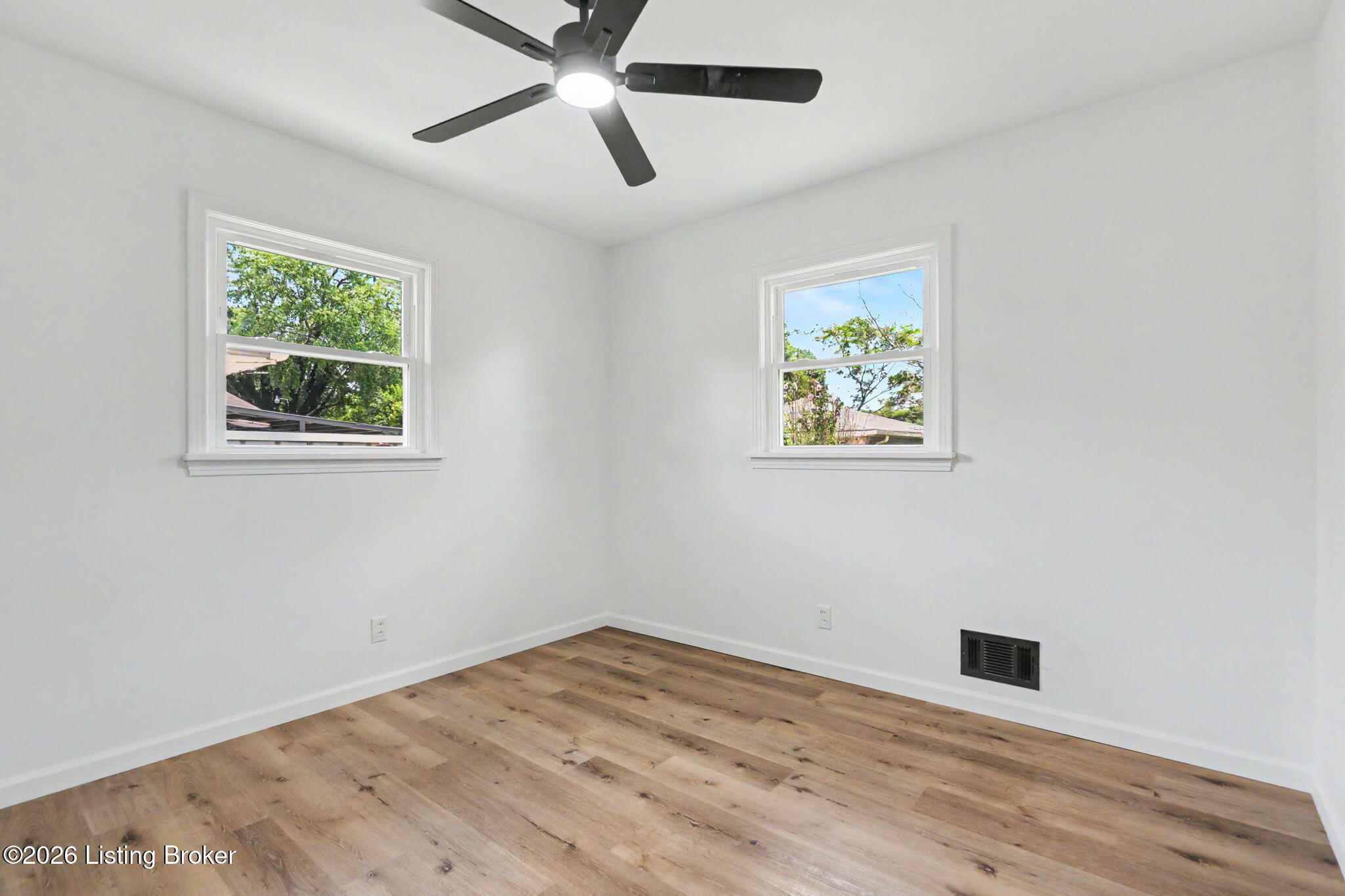 2412 Waco Ct