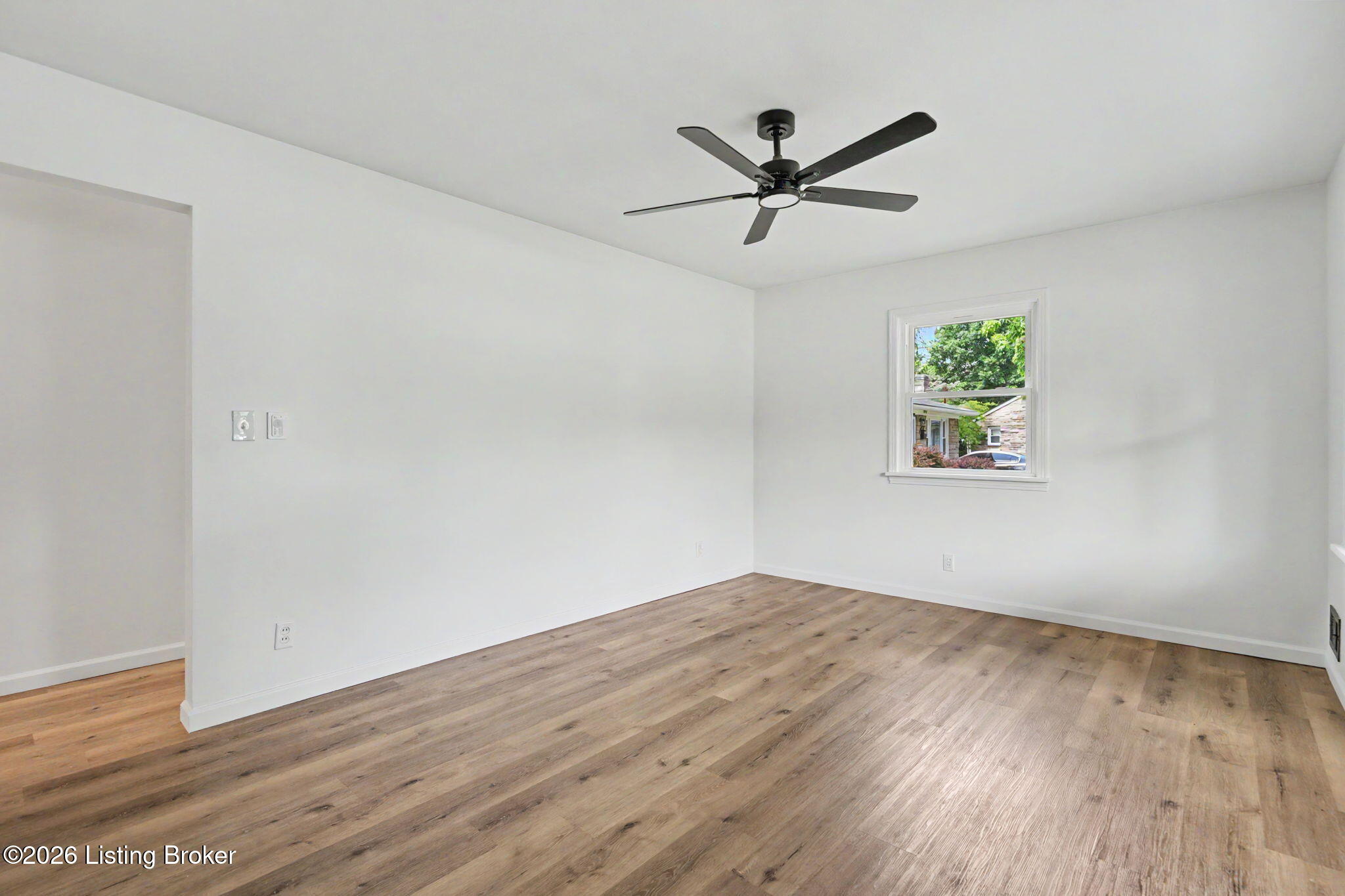 2412 Waco Ct