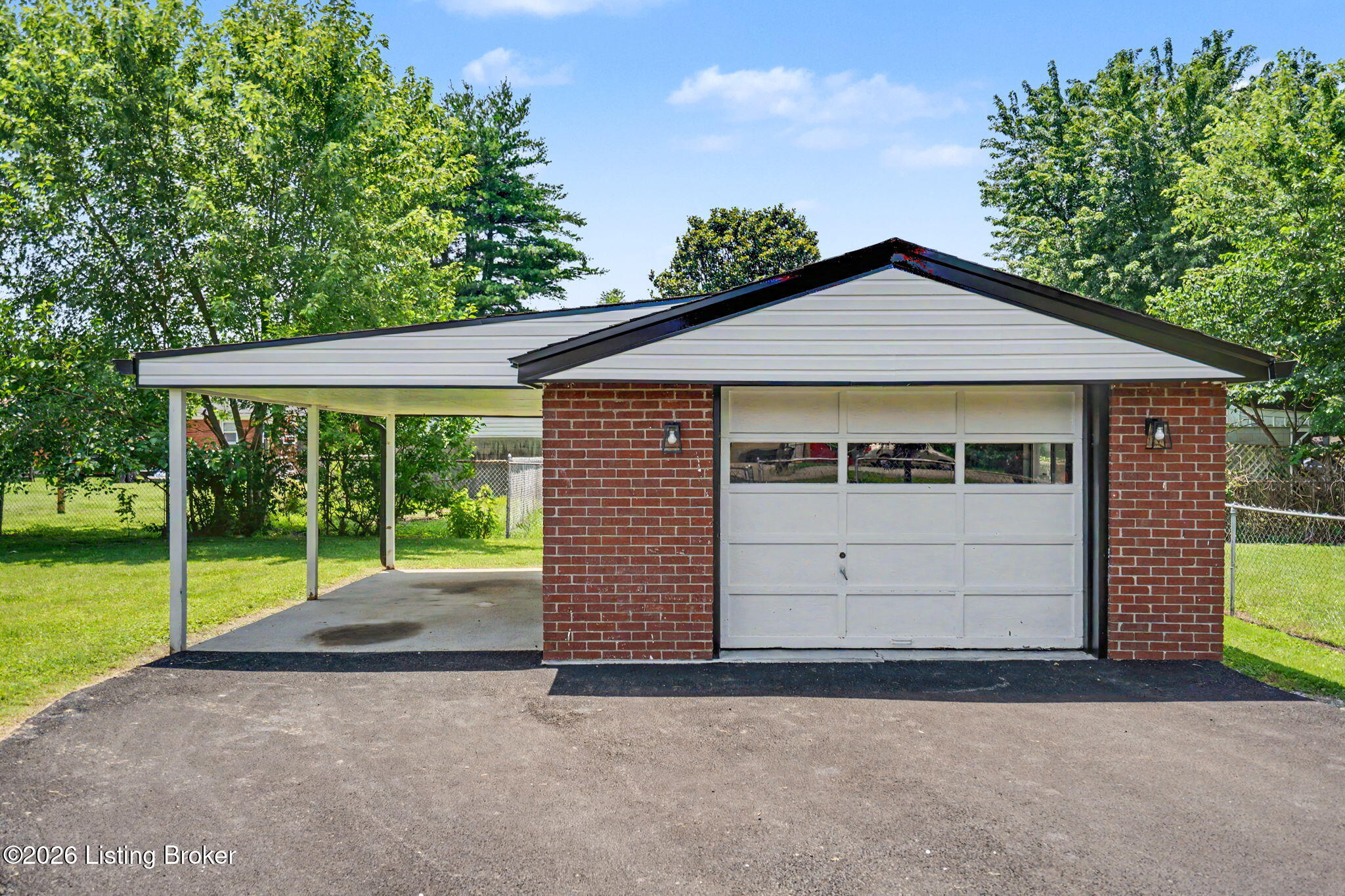 2412 Waco Ct