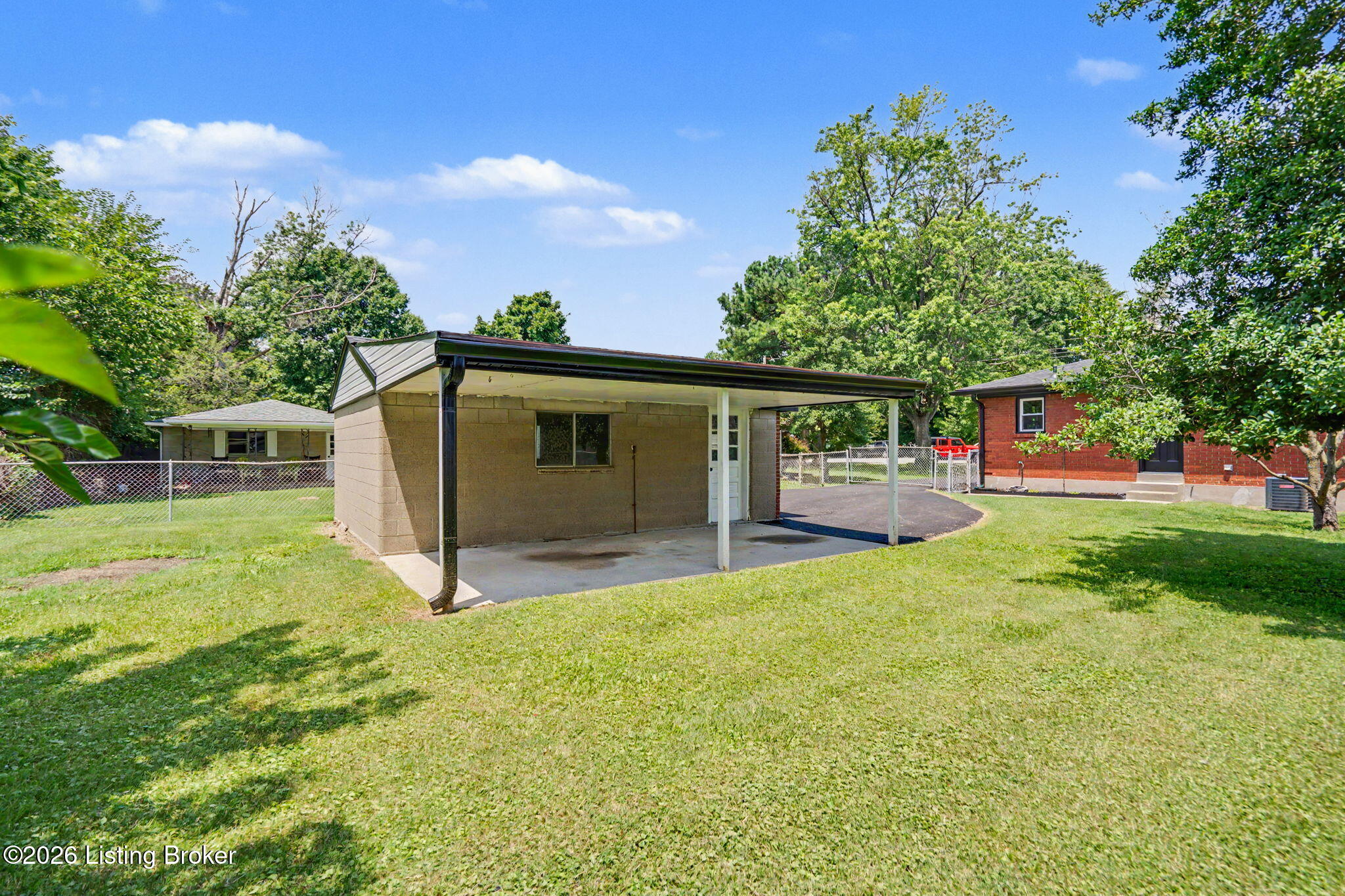 2412 Waco Ct