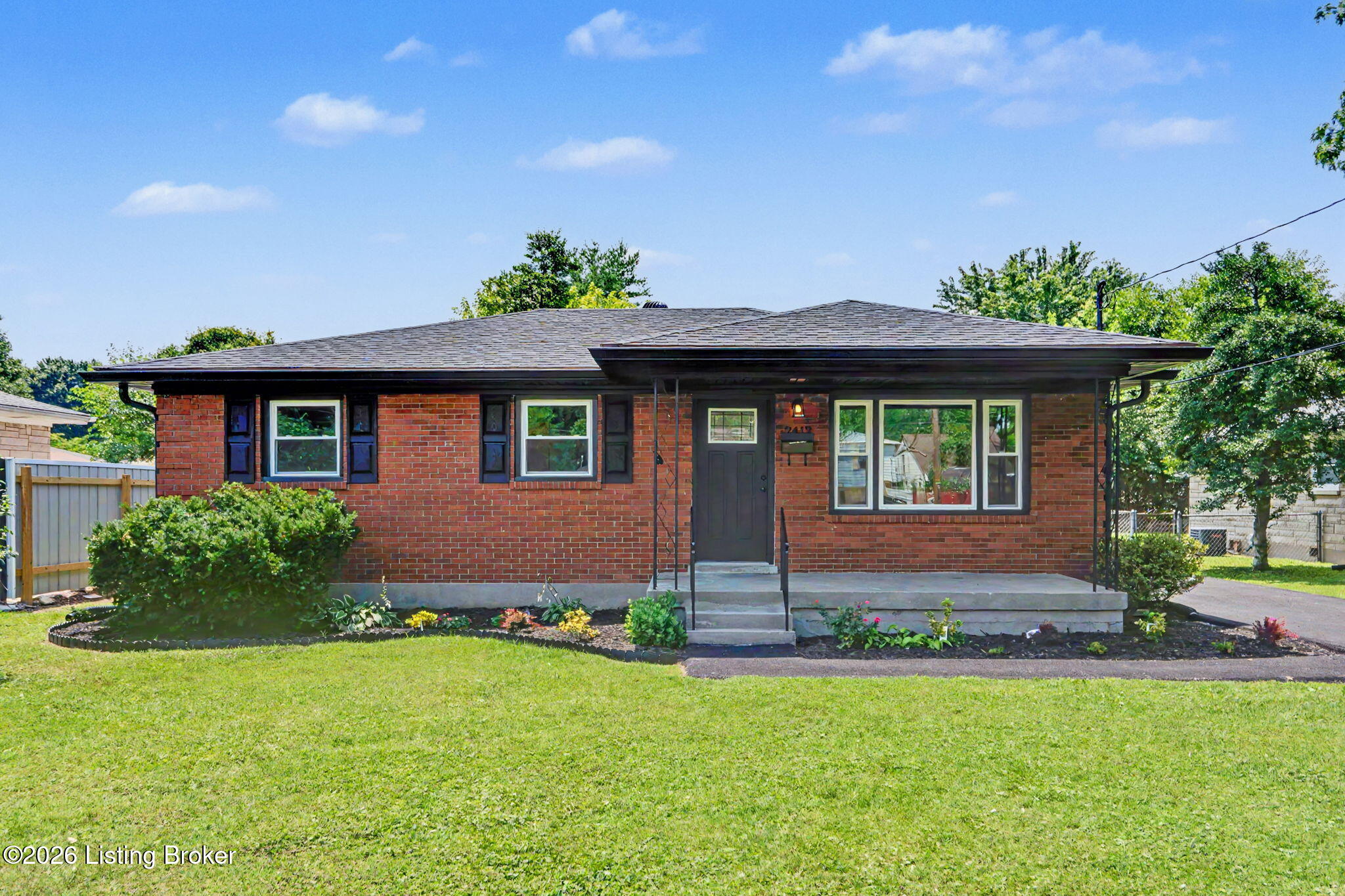 2412 Waco Ct