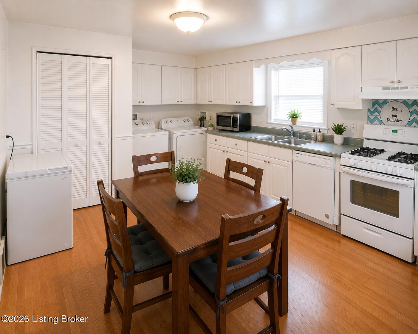 1853 Mary Catherine Dr